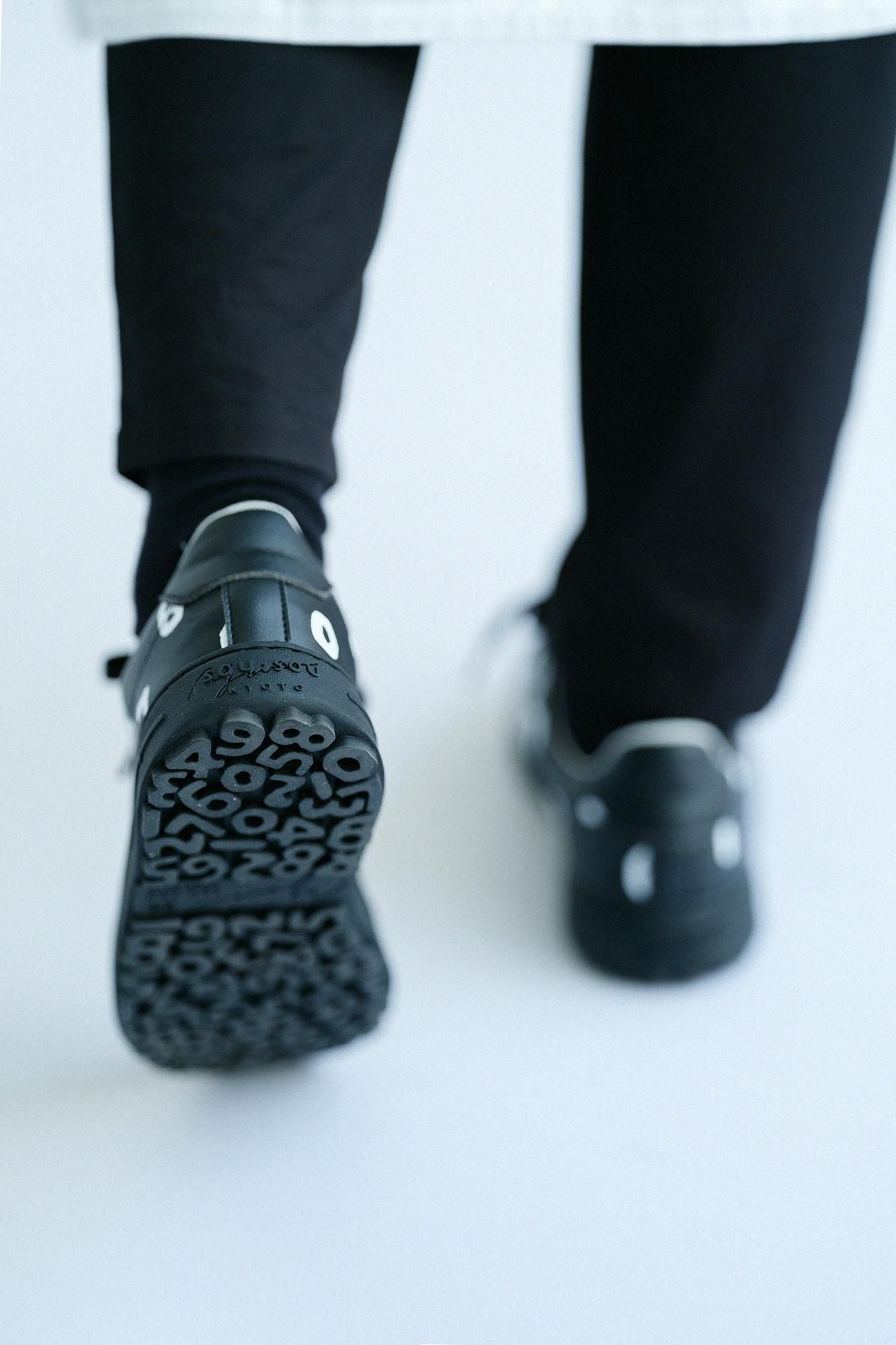 Y. Sneakers / So-Su-U Wet Feather Color (Wood)