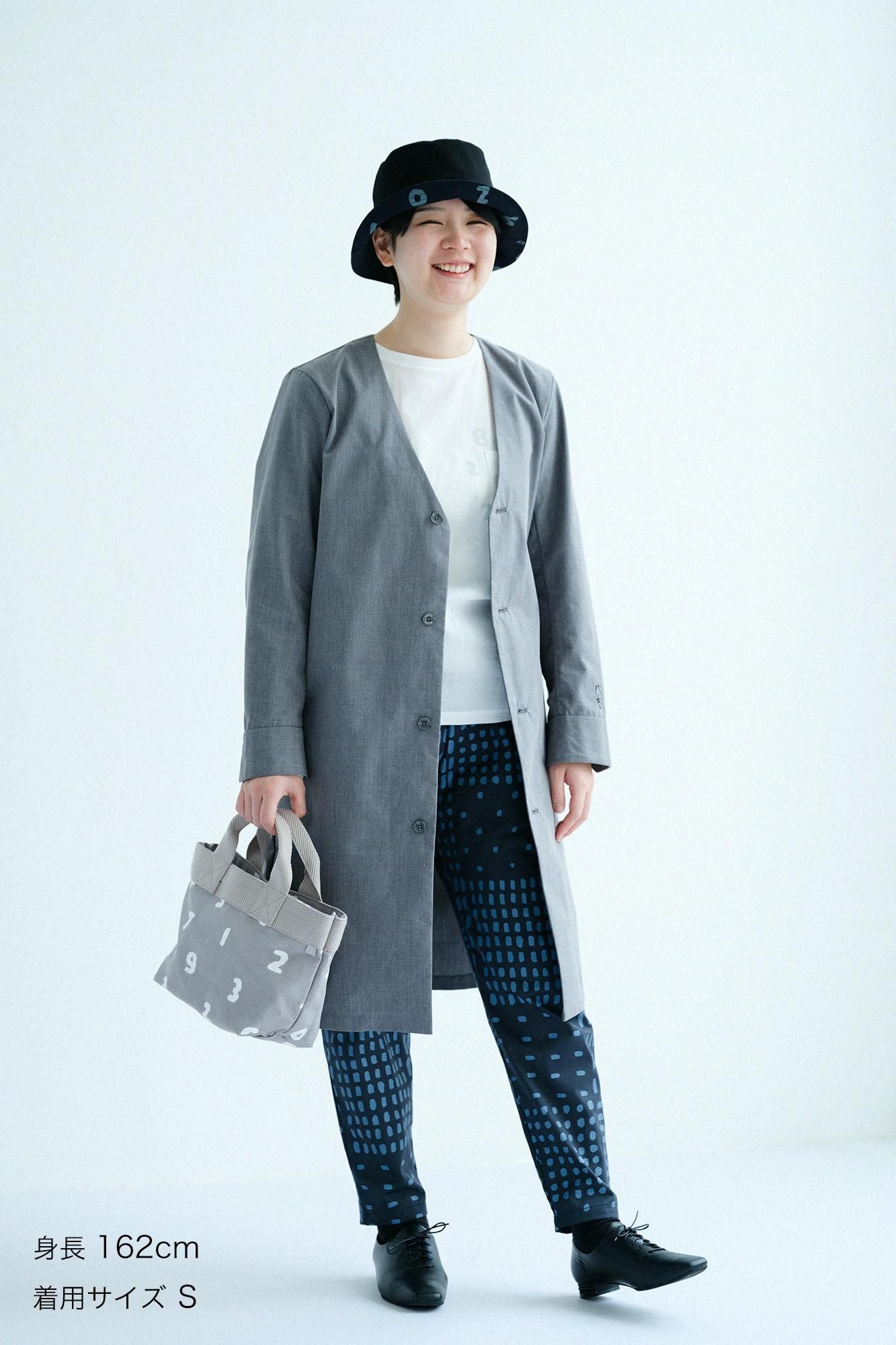 防潑水天氣布CL長外套/淡灰色× SO-SU-U十數