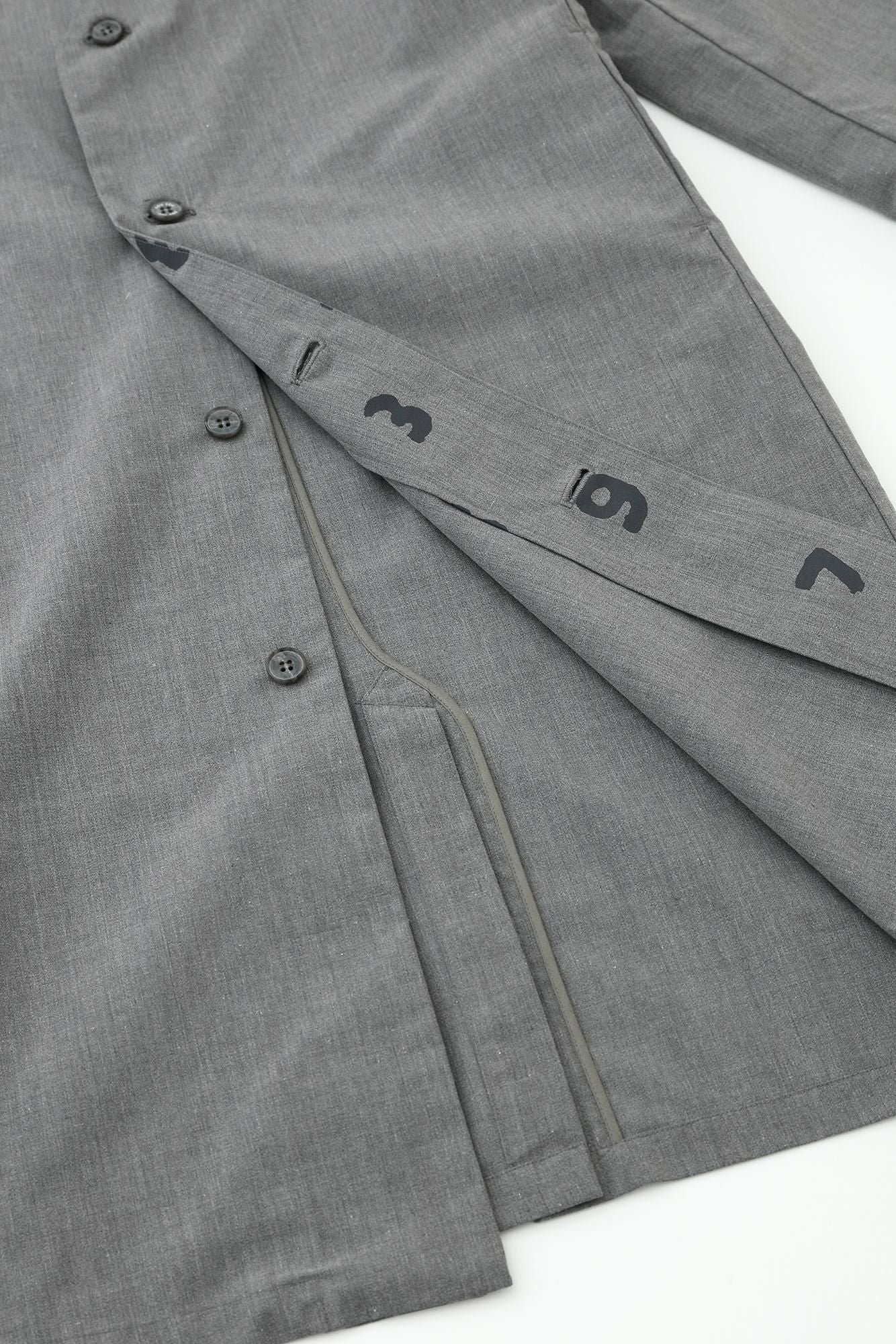 防潑水天氣布CL長外套/淡灰色× SO-SU-U十數