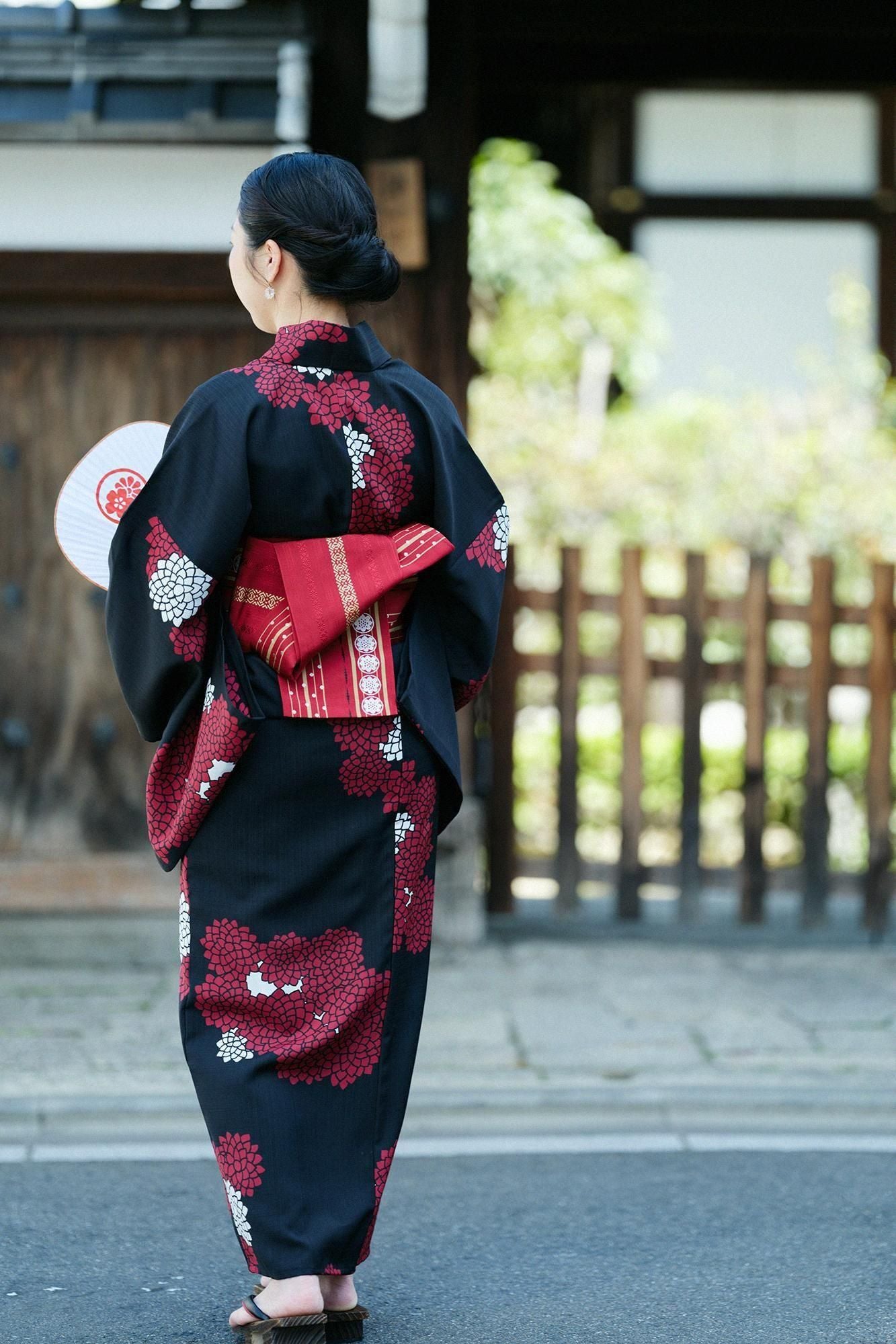 小杉織物謹製 セオα浴衣／雲間（くもま）に菊