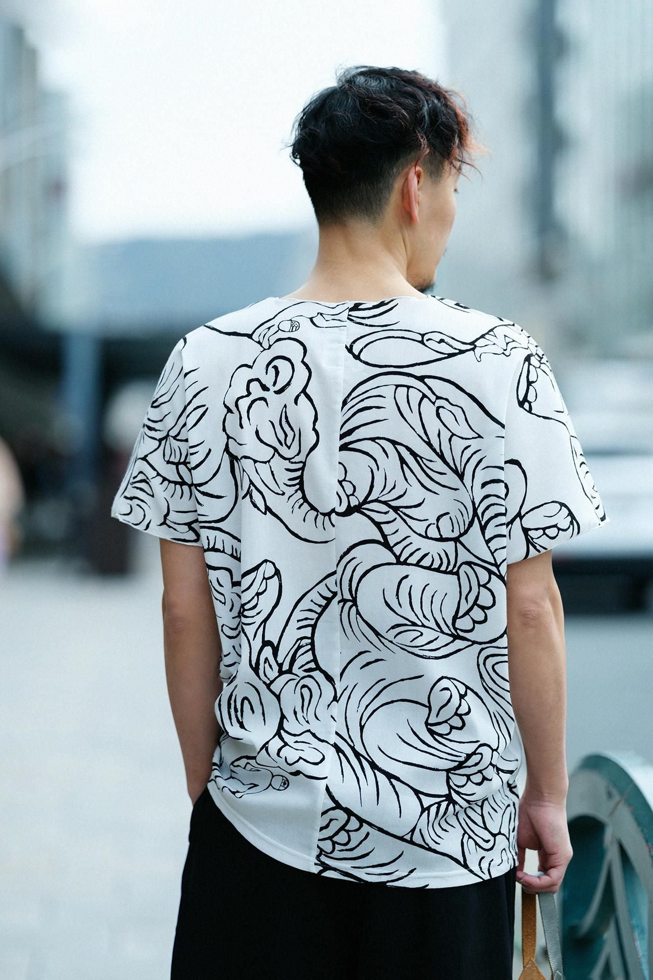 高島縮棉 40/40 短袖上衣／flying elephants