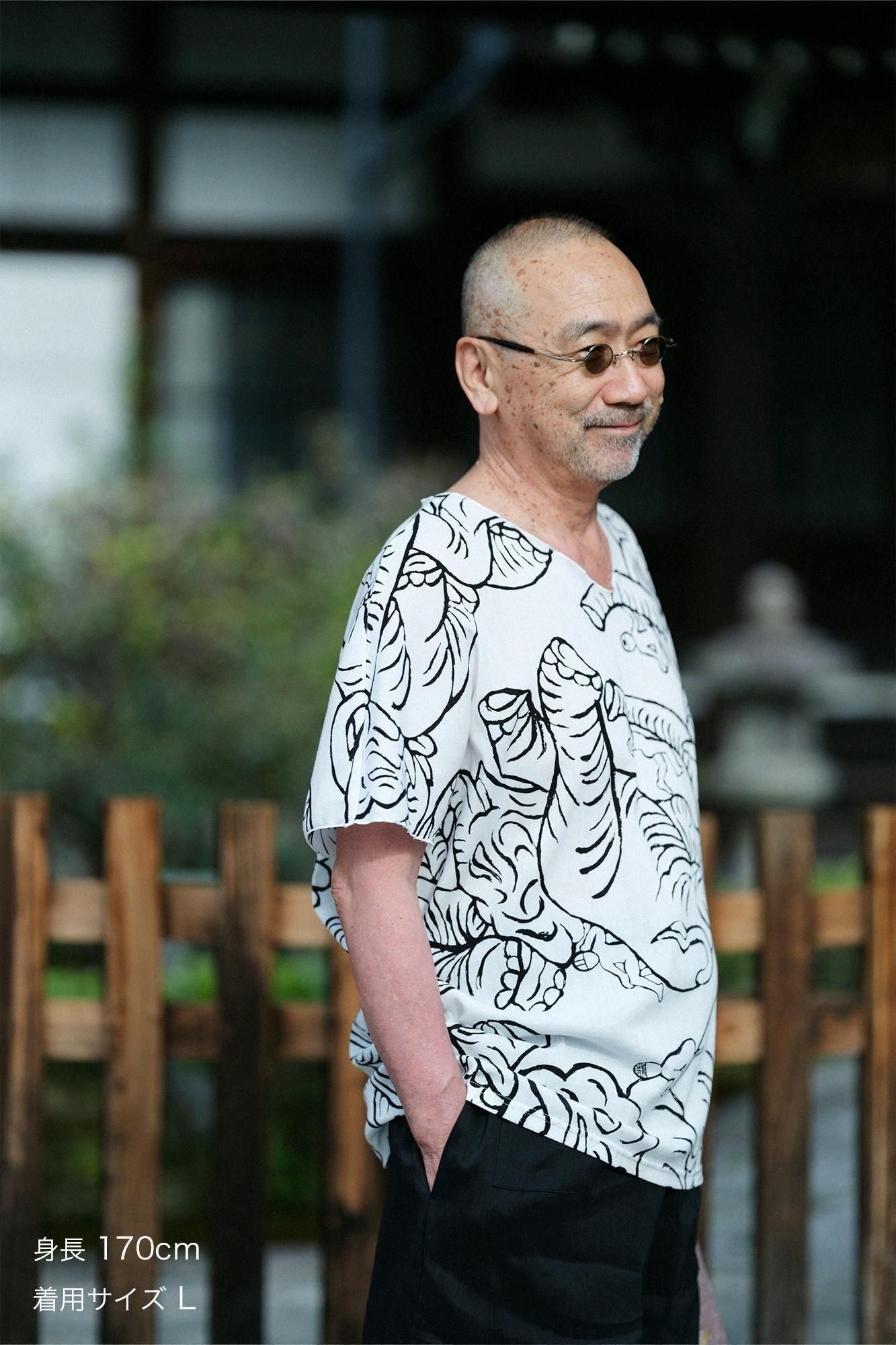 高島縮棉 40/40 短袖上衣／flying elephants