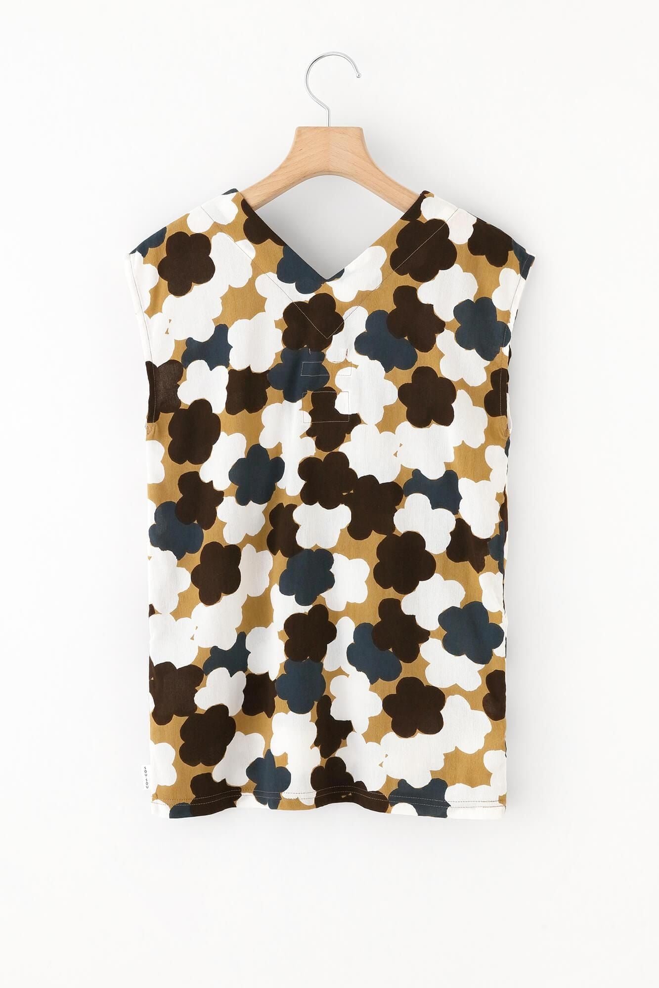 Chizimi Cotton 40/40 V-neck Shirt / Kenzan Covered Box with a Design of Plum Blossoms-Recreation