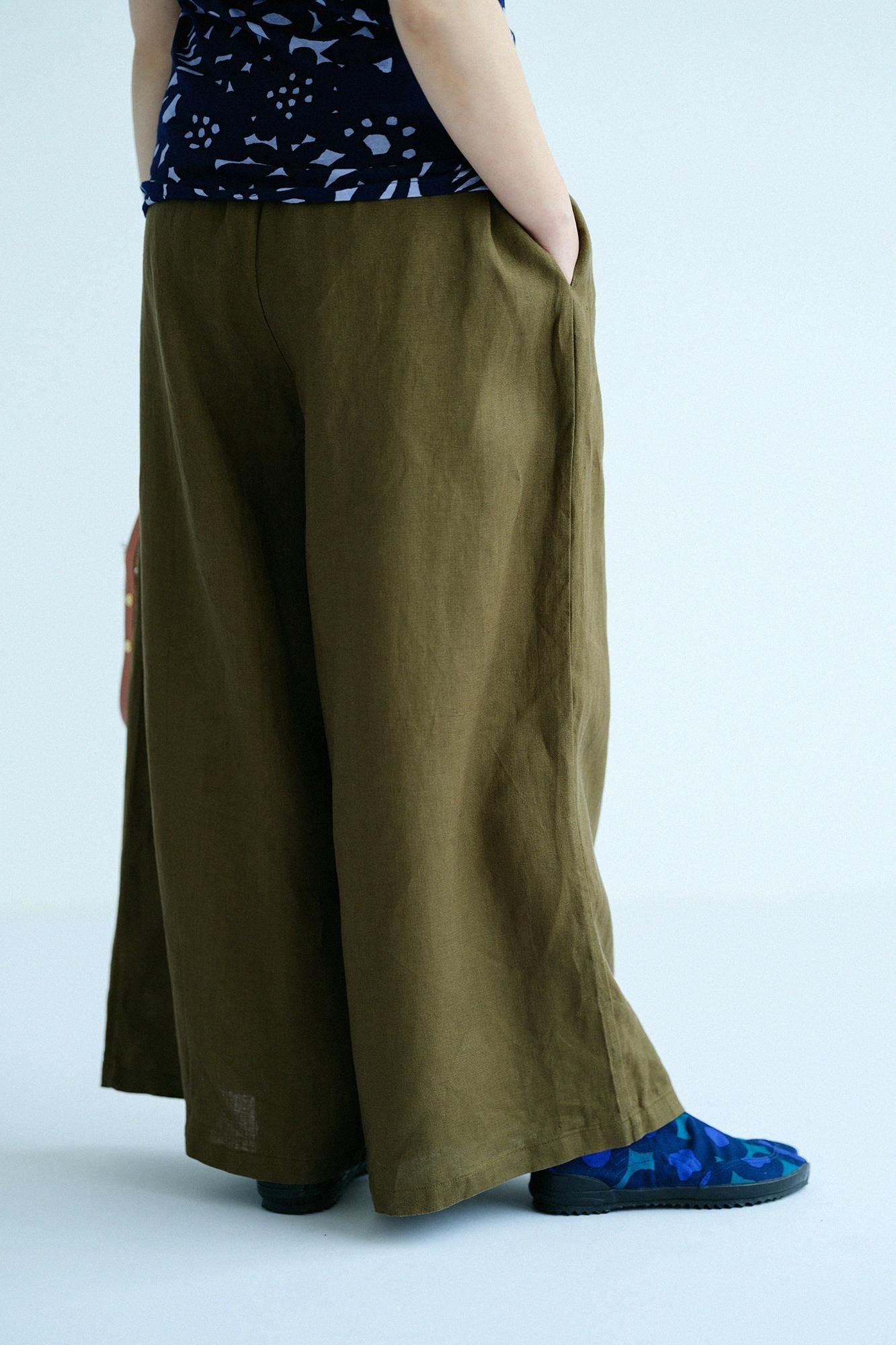 麻 広形（ひろなり）もんぺ／海松色（みるいろ）