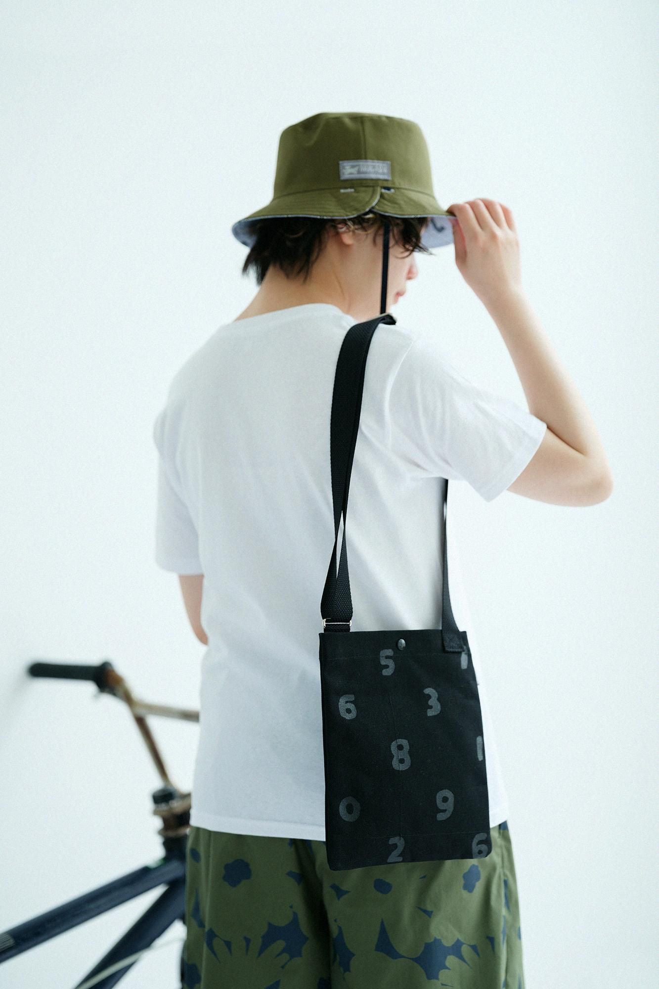 【期間限定10%OFF】短袖口袋T-shirt[5.0]／白色× SO-SU-U十數 昆（※預計於4月29日～5月2日左右發貨）