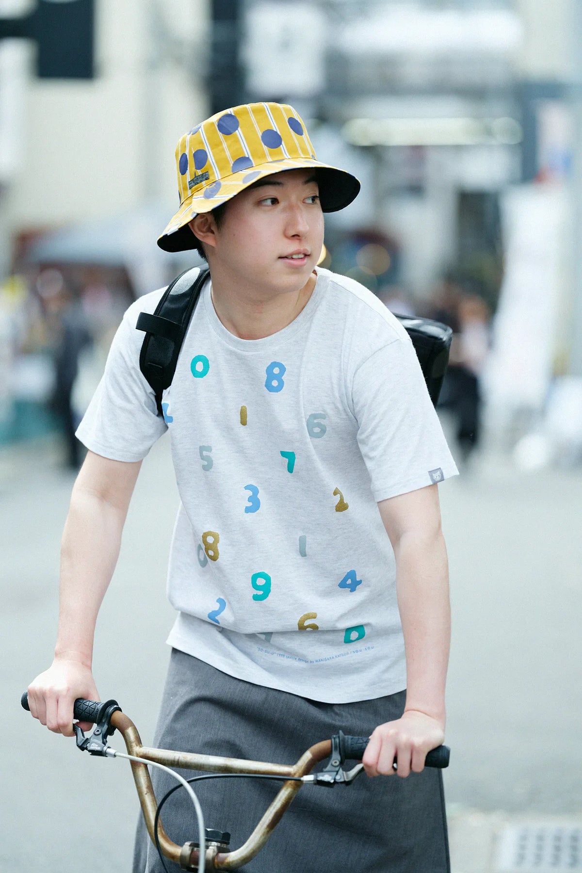 [Versand voraussichtlich um den 28. April]SO-SU-U Yotsumi Kurzarm-T-Shirt [5.0]/Elfenbein