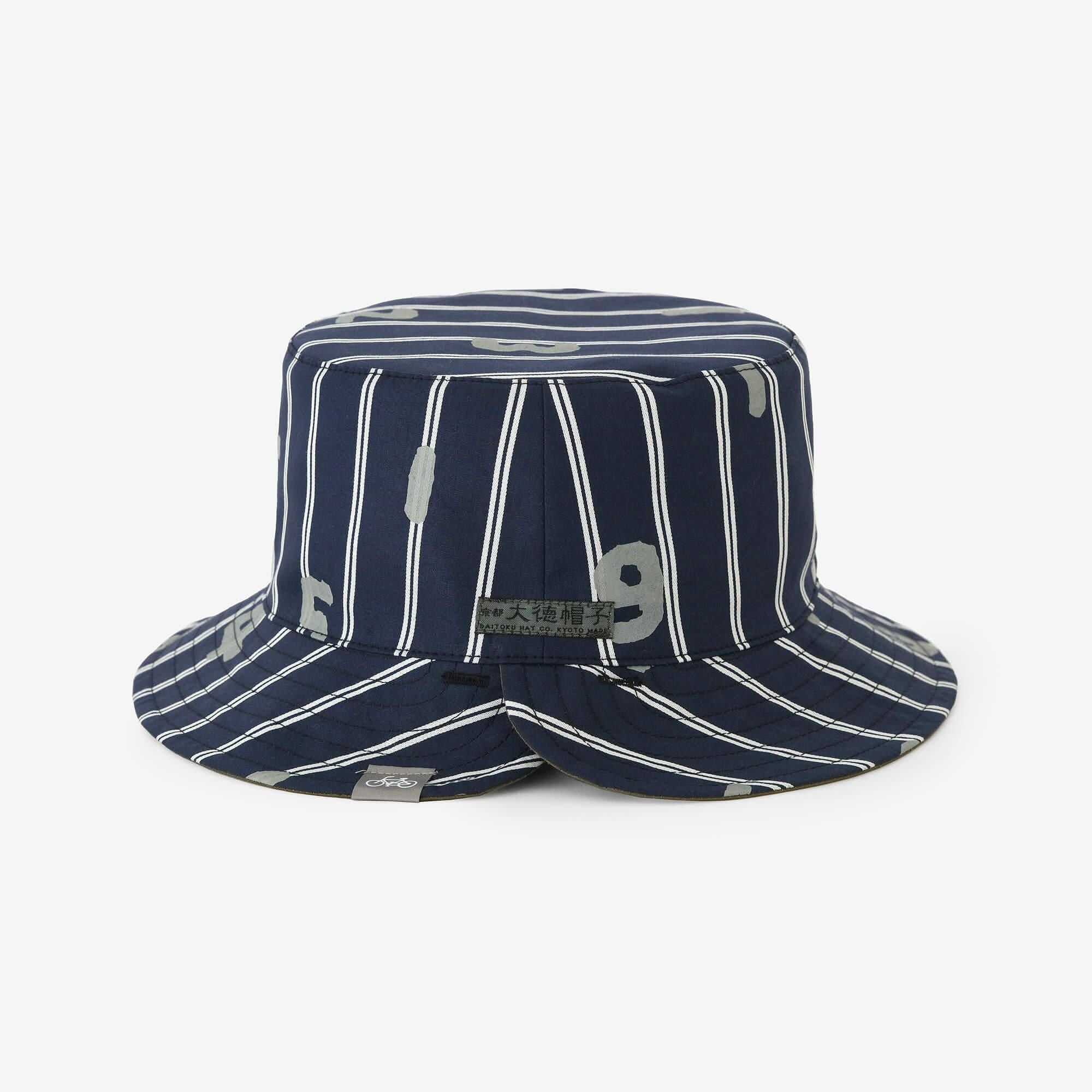 【期間限定10%OFF】緞面條紋布雙面用BIKE 帽子／SO-SU-U十數 藍黑色（※預計於4月29日～5月2日左右發貨）