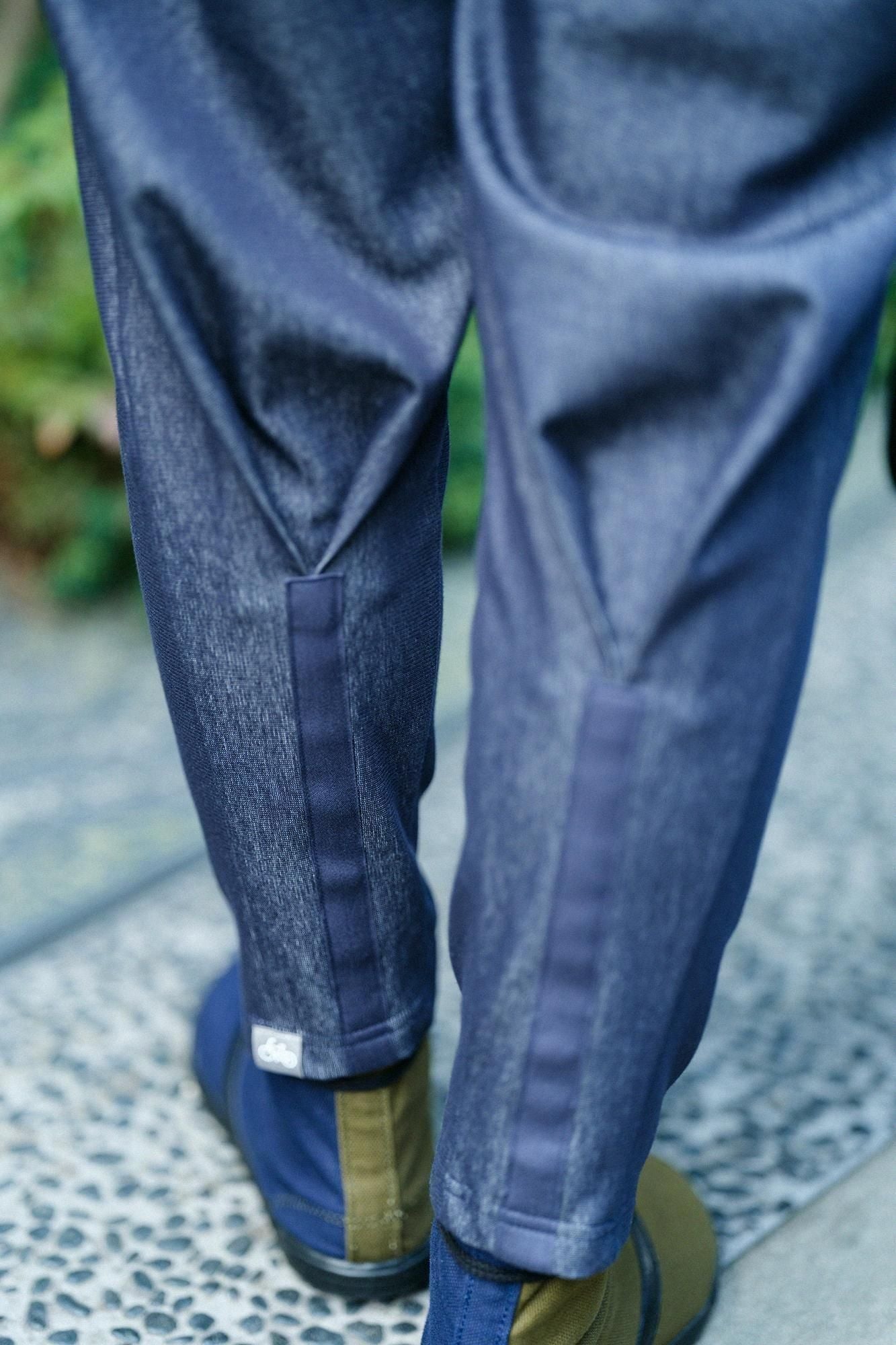 [Nur im Internet verfügbar] Corcoran x Vertical (R) Knit BIKE Jodhpur/Heather Navy