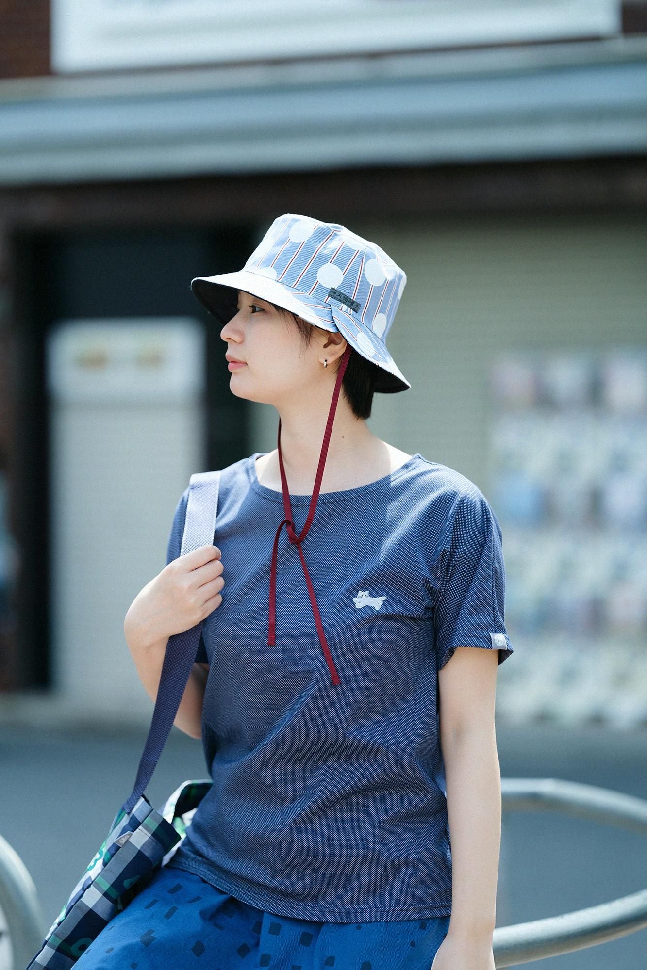 [En ligne uniquement] T-shirt en forme de tricot Kanocon / Heather Navy x Heather Blue