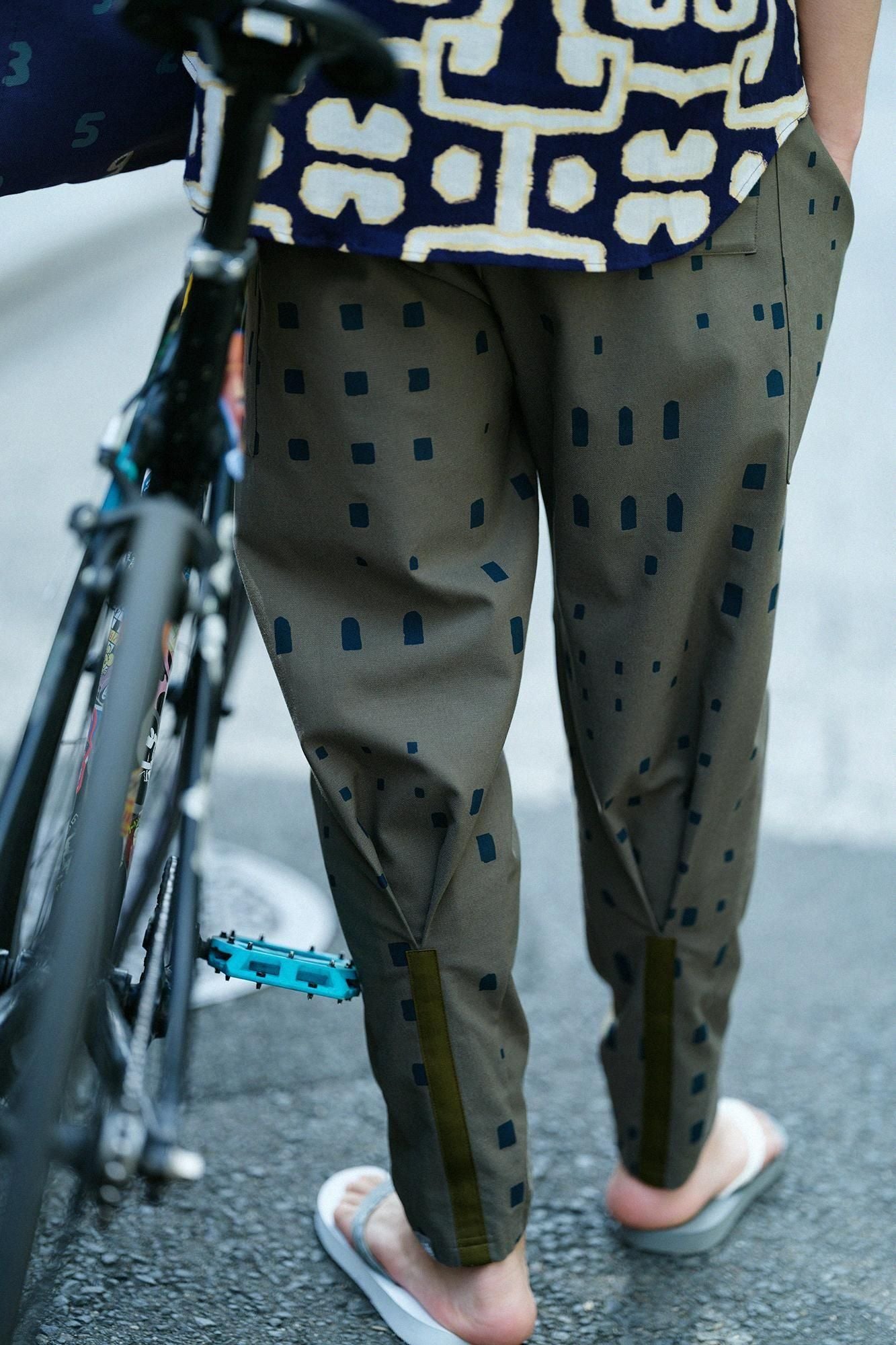 Cotton × Coolmax(R) BIKE Jodhpur / Olive Green × Windows