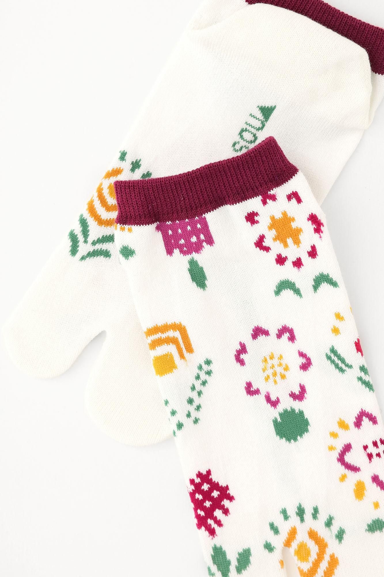 在Tabi Socks（长长的长度） /此处[男女]