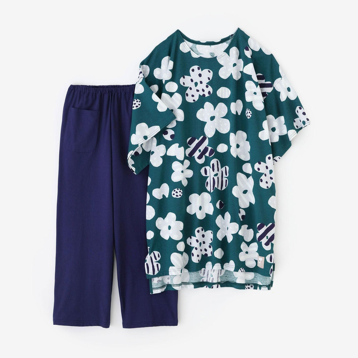 【未使用】SOU•SOU〈ソウソウ〉小袖寛衣（こそでかんい）南天と余白　M黒 net限定】SOU・SOU×ワコール 寛貫頭衣（かんかんとうい） 短丈