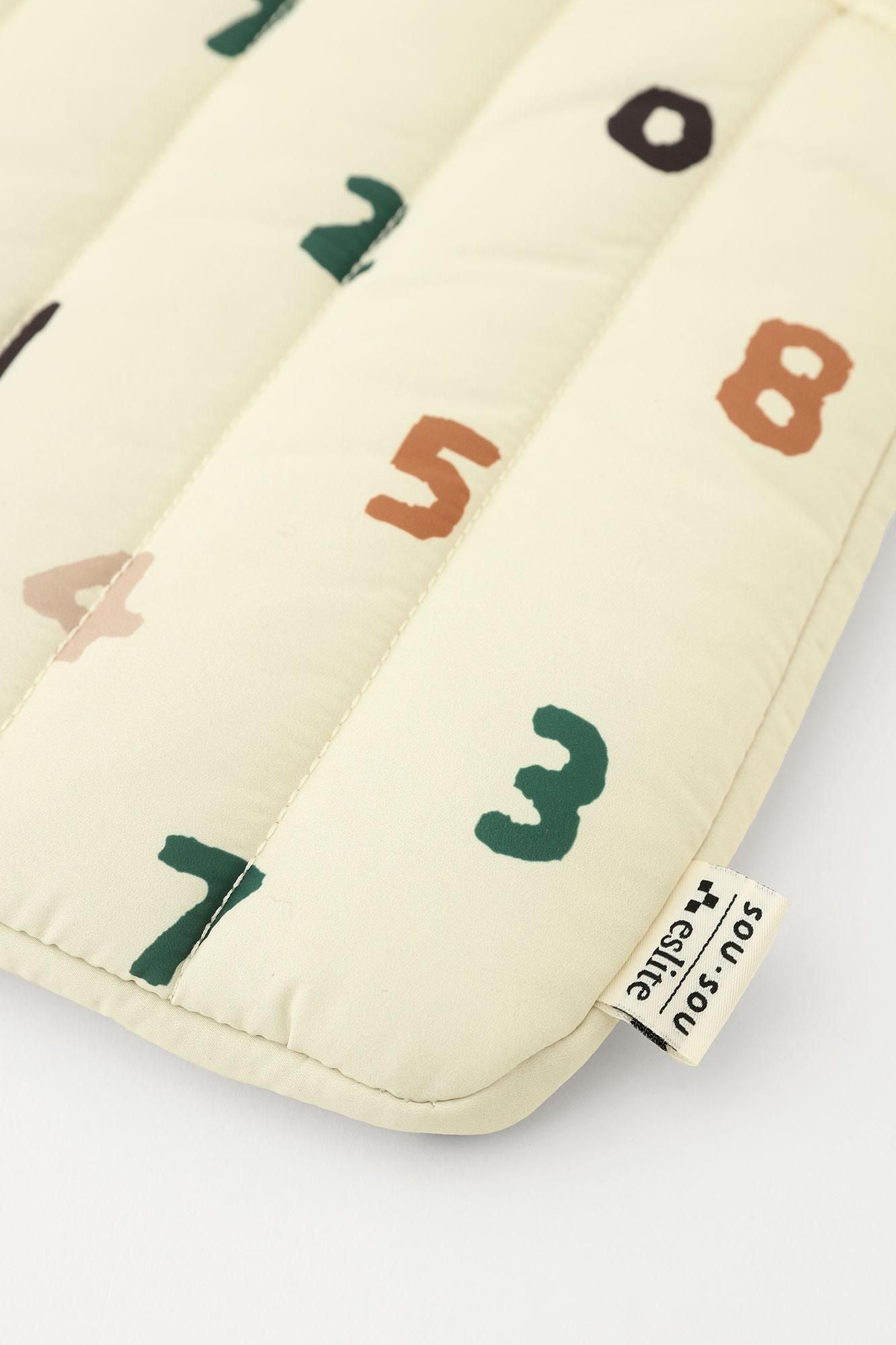 Sou ・ Sou × Eslite Bookstore PC Pouche / So-Su-U Beige