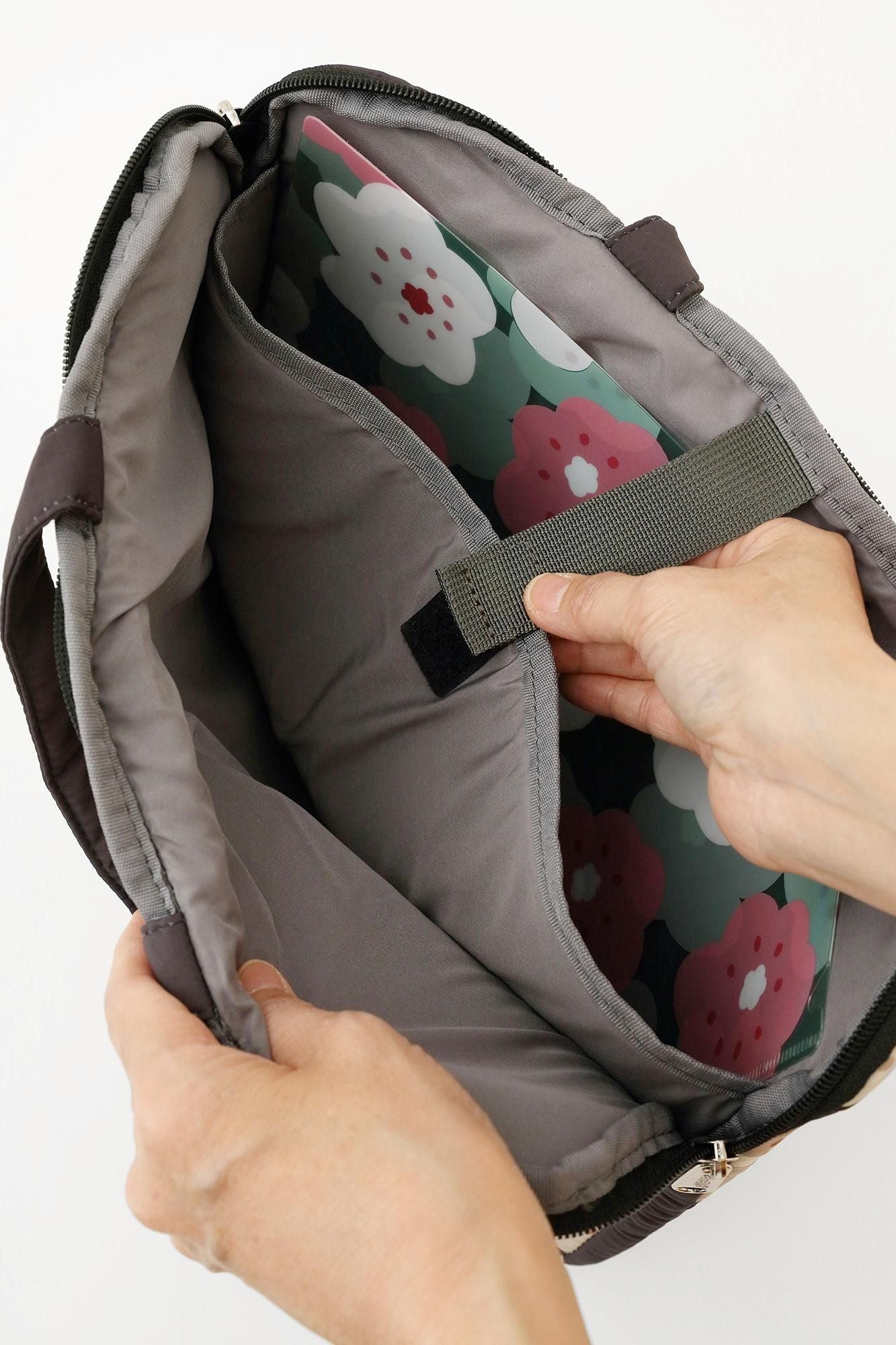 Sou ・ Sou × Eslite Bookstore PC Pouche / So-Su-u noir