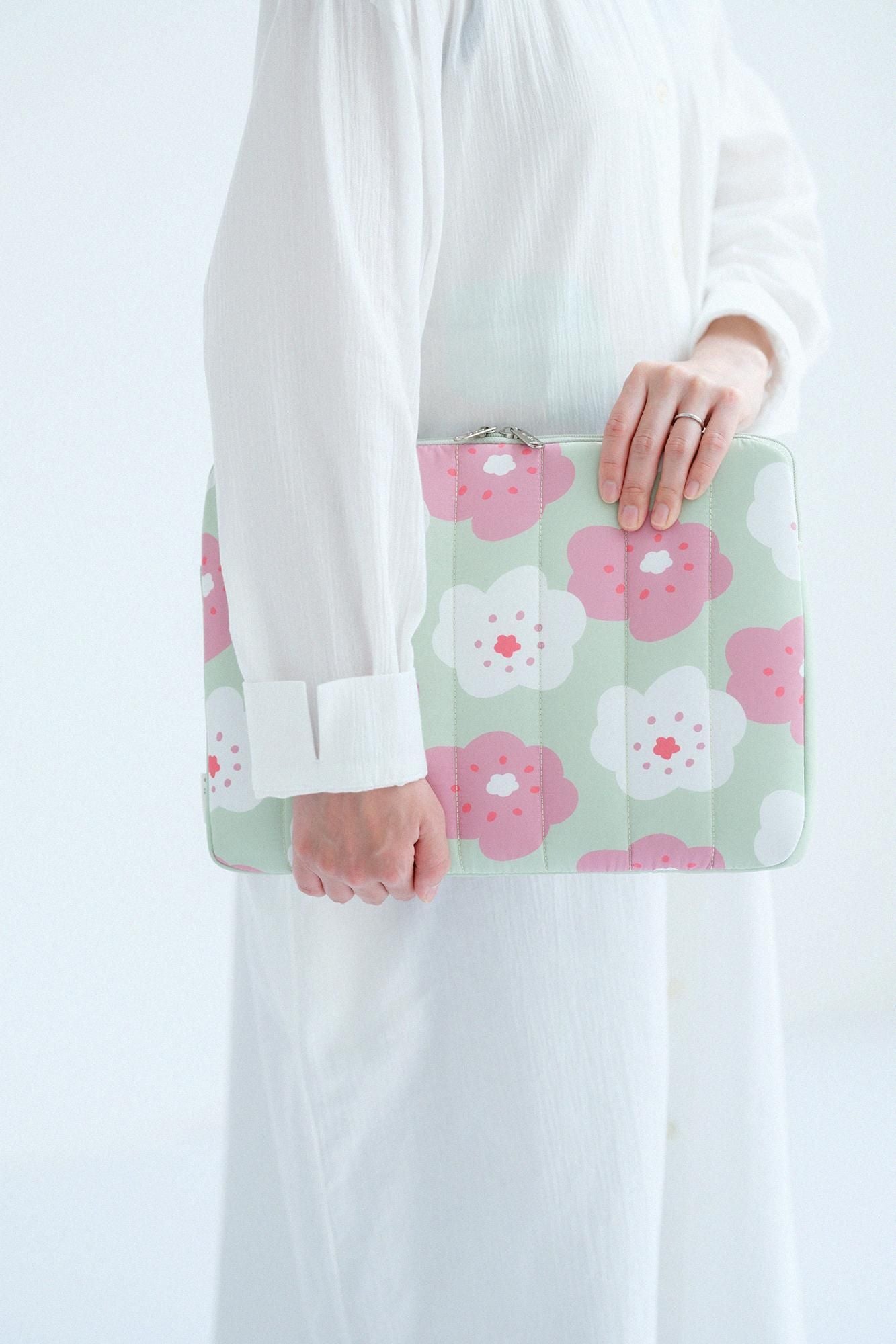 Sou ・ Sou × Eslite Bookstore PC Pouche / Smile vert