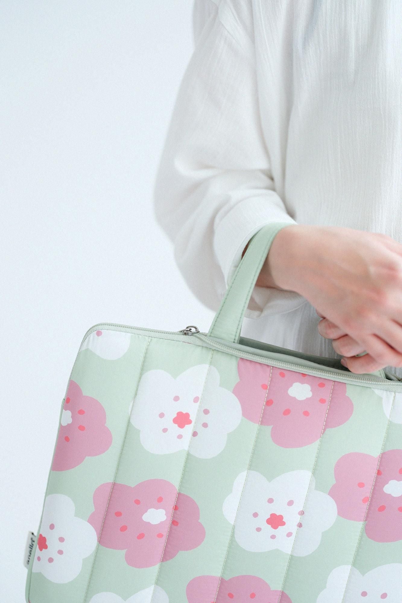 Sou ・ Sou × Eslite Bookstore PC Pouche / Smile vert