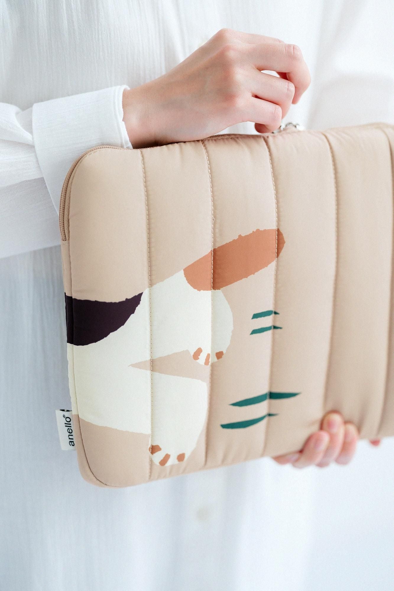 SOU・SOU×誠品書店 PCポーチ／三毛猫 ベージュ