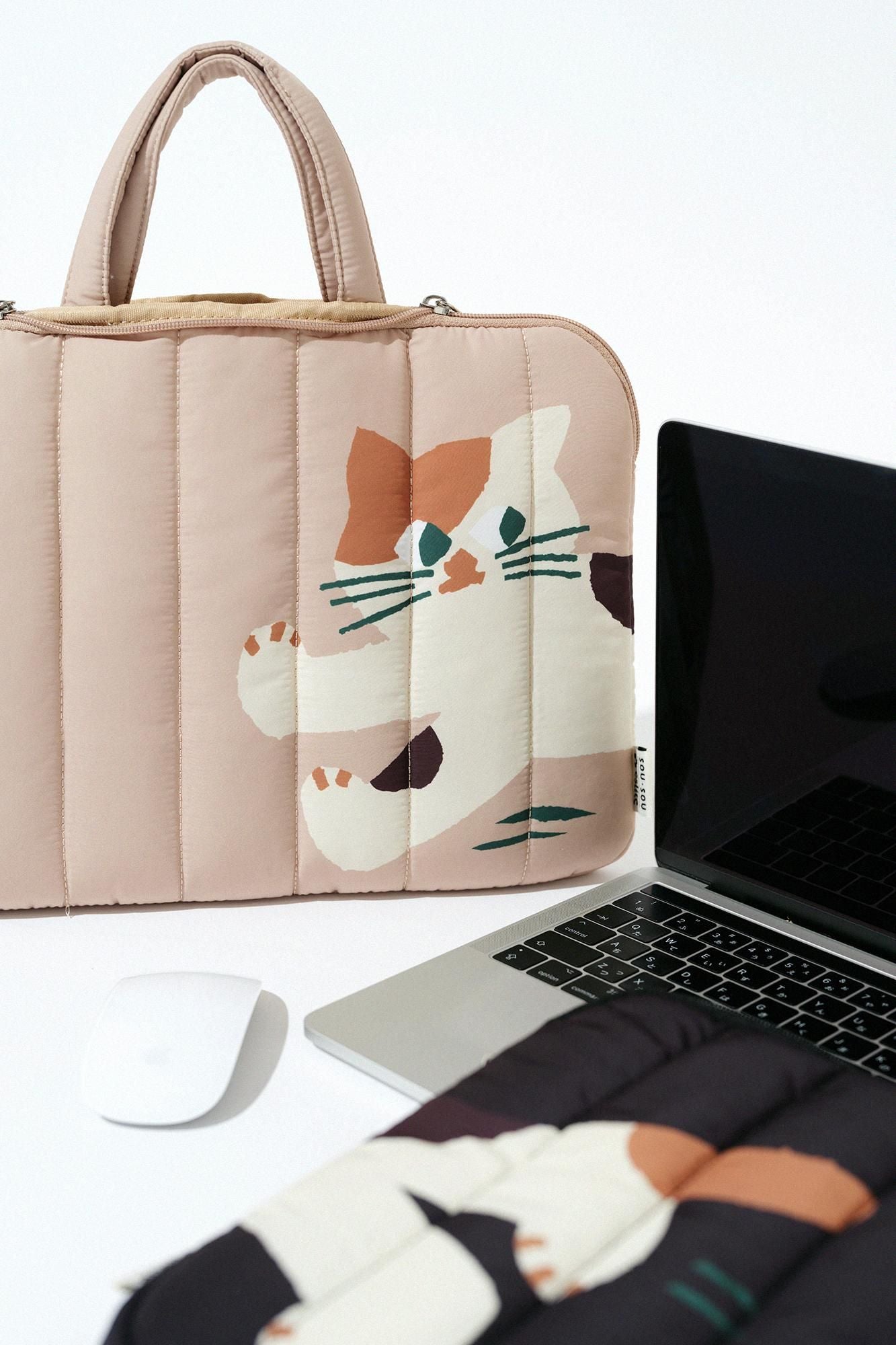 SOU・SOU×誠品書店 PCポーチ／三毛猫 ベージュ
