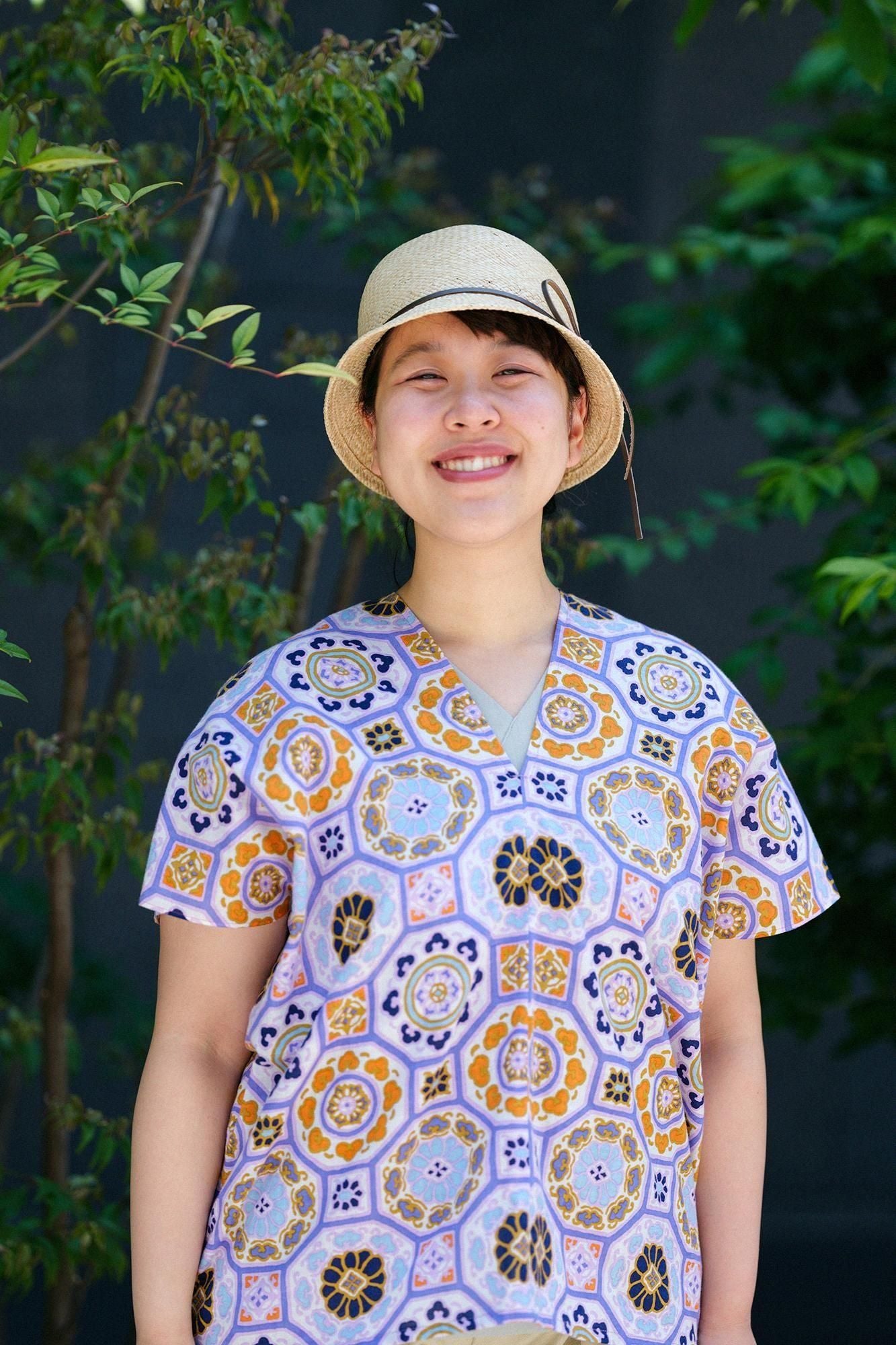 이세모멘 분 사각형옷 후타츠미／카레이 레드 등비병 (Beni Fujiiro)