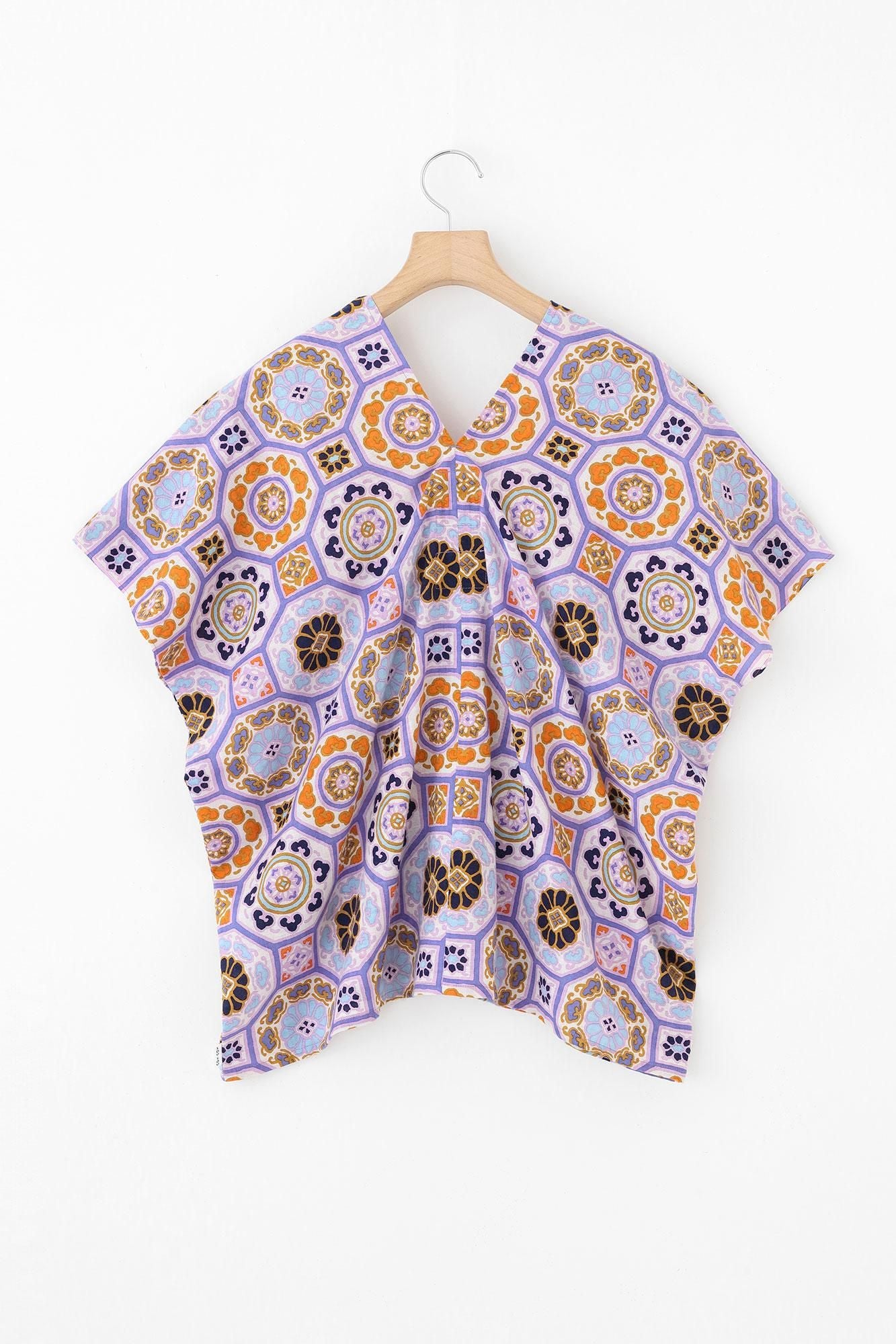 이세모멘 분 사각형옷 후타츠미／카레이 레드 등비병 (Beni Fujiiro)