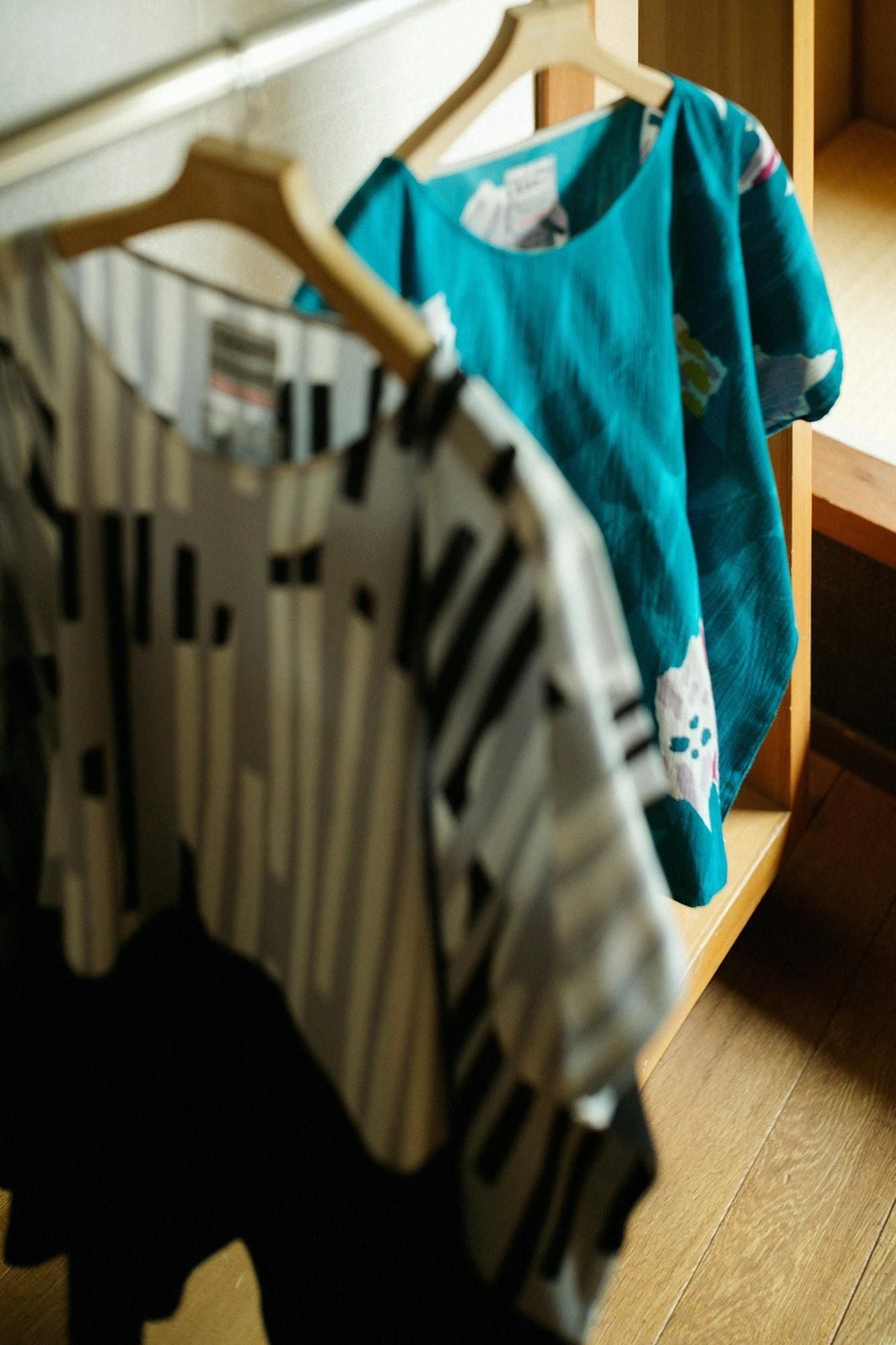 Takashima Jiji 20/20 Quadratisches Gewand mit Kumi-Schultermuster/Wasserzeichen x Nubairo