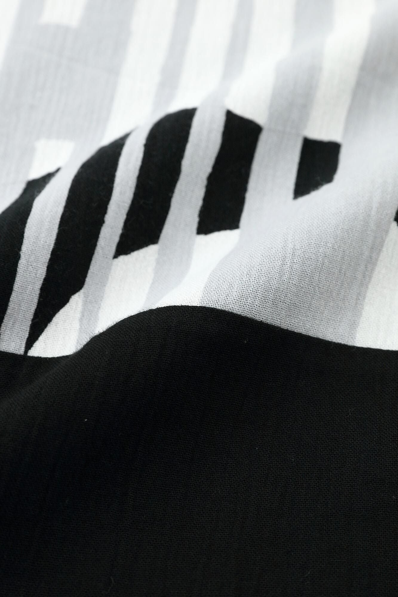 Takashima Jiji 20/20 Quadratisches Gewand mit Kumi-Schultermuster/Wasserzeichen x Nubairo