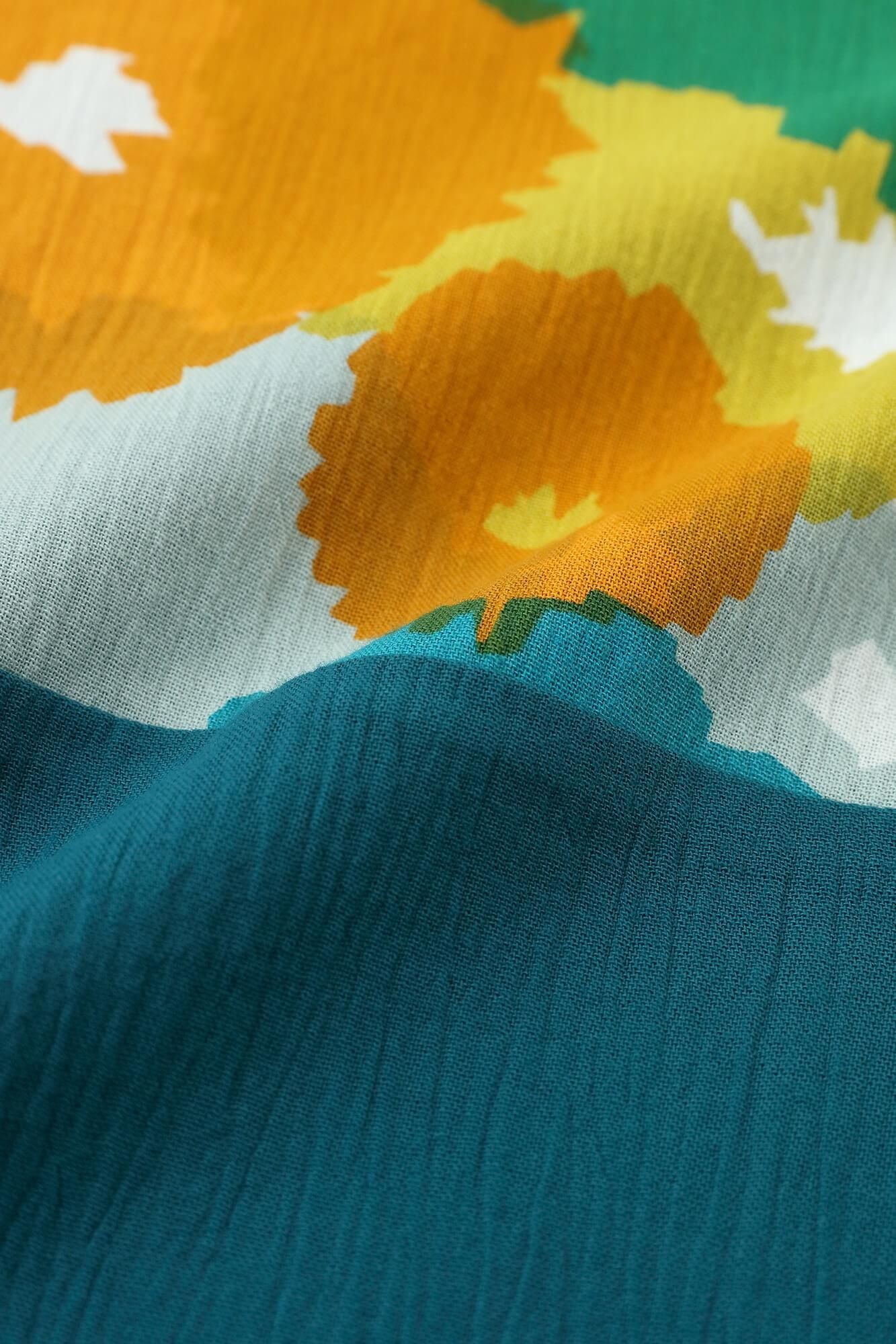 Chizimi Cotton 20/20 Square Top Bi-color Pattern on Shoulder / Full Bloom × Marine Green