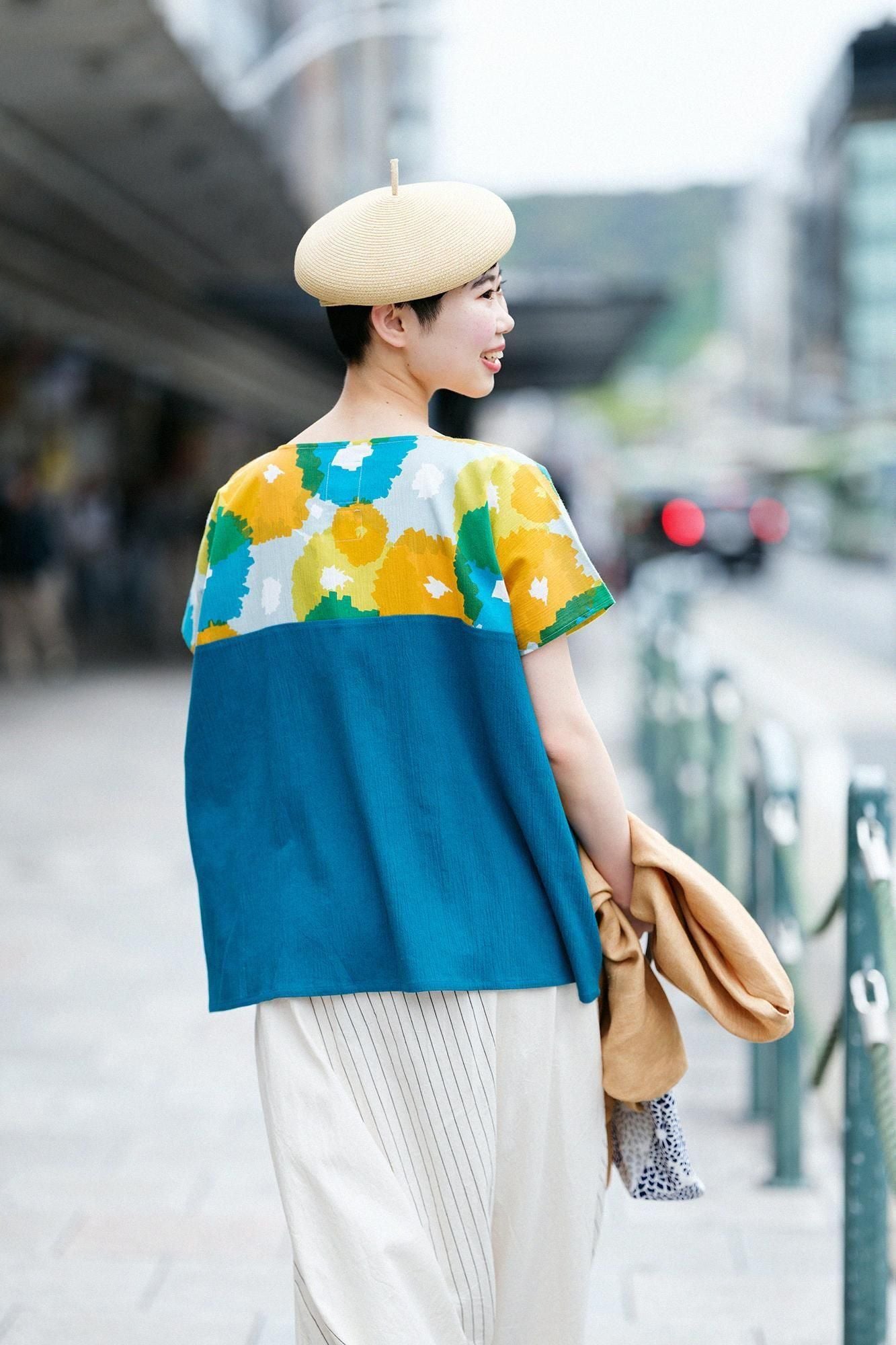 Chizimi Cotton 20/20 Square Top Bi-color Pattern on Shoulder / Full Bloom × Marine Green