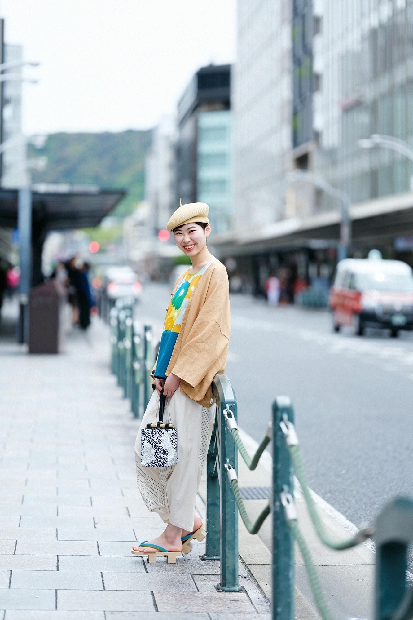 Chizimi Cotton 20/20 Square Top Bi-color Pattern on Shoulder / Full Bloom × Marine Green