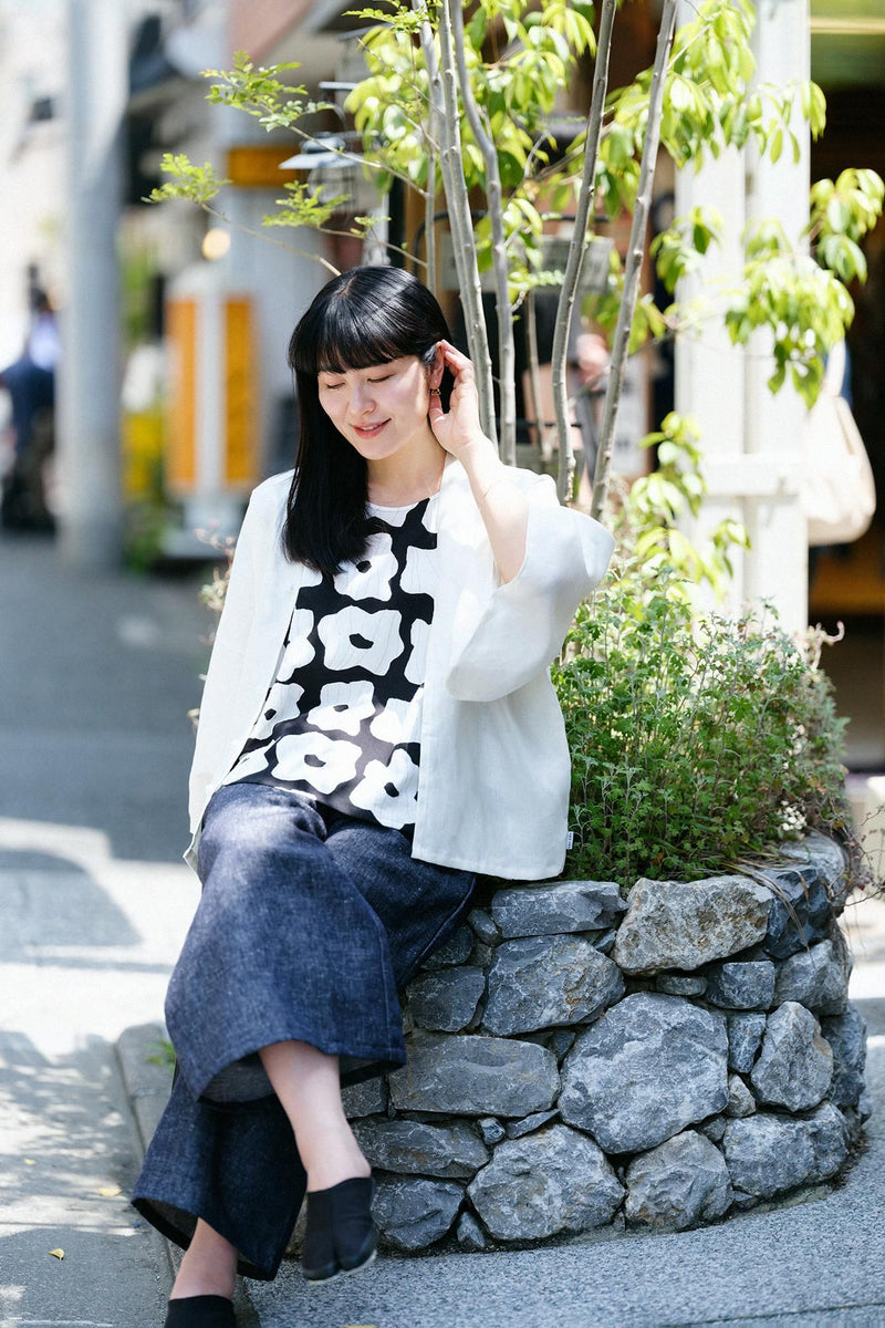 Takashima Jiji quadratische Kleidung