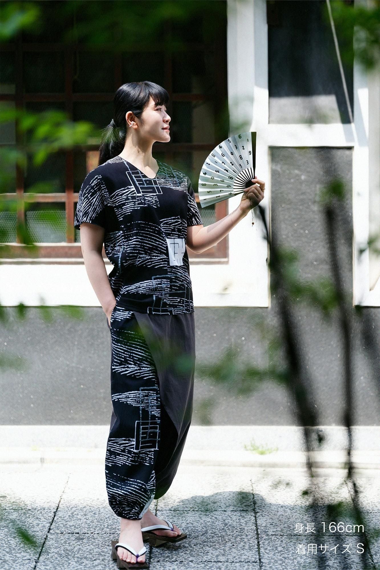 Chizimi Cotton 20/20 Wrap Harem Pants Bi-color / Dark Grey × Wave of Reiwa