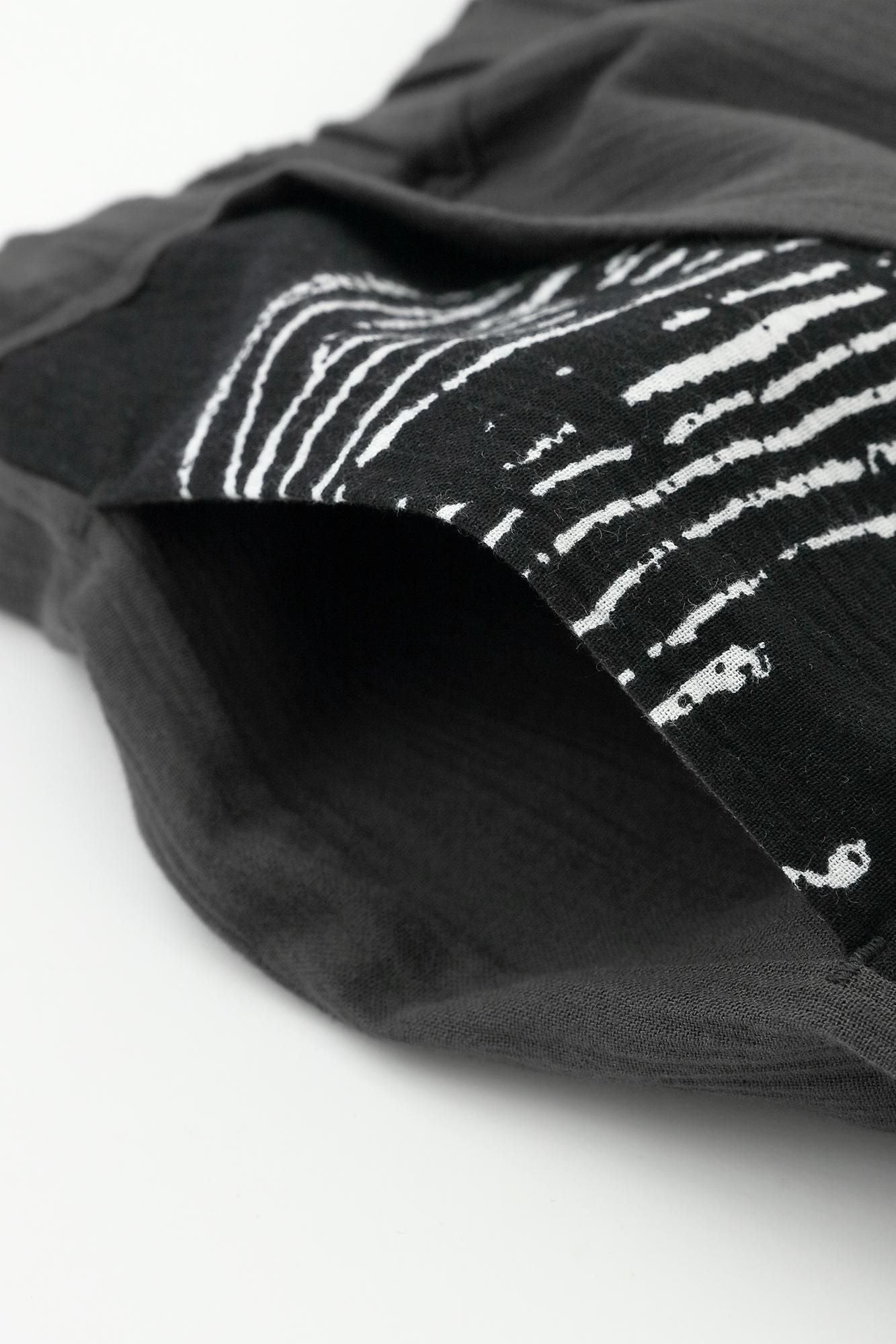 Chizimi Cotton 20/20 Wrap Harem Pants Bi-color / Dark Grey × Wave of Reiwa