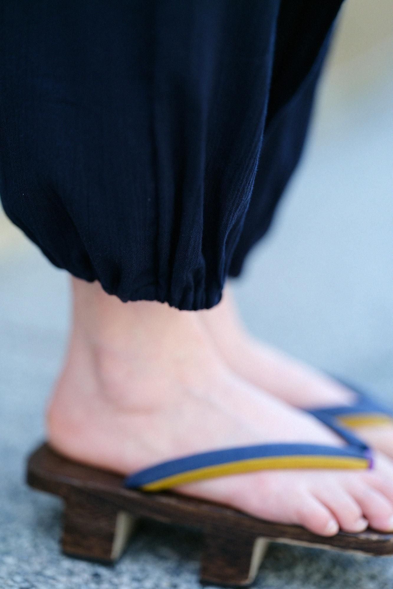 Chizimi Cotton 20/20 Wrap Harem Pants / Dark Blue 2 