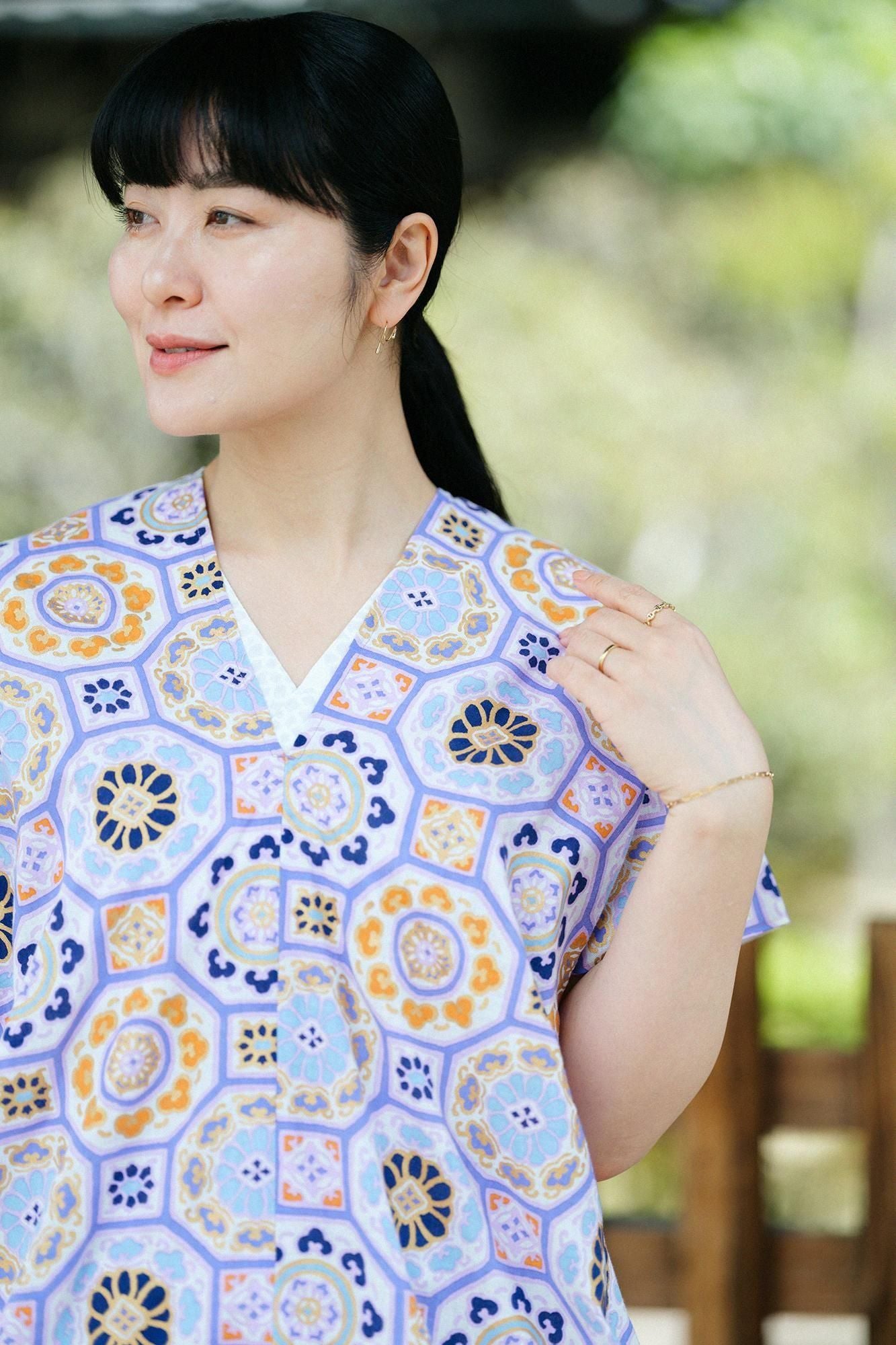 ISE棉花，文字，矩形长袍，两个尸体，辉煌的红紫木