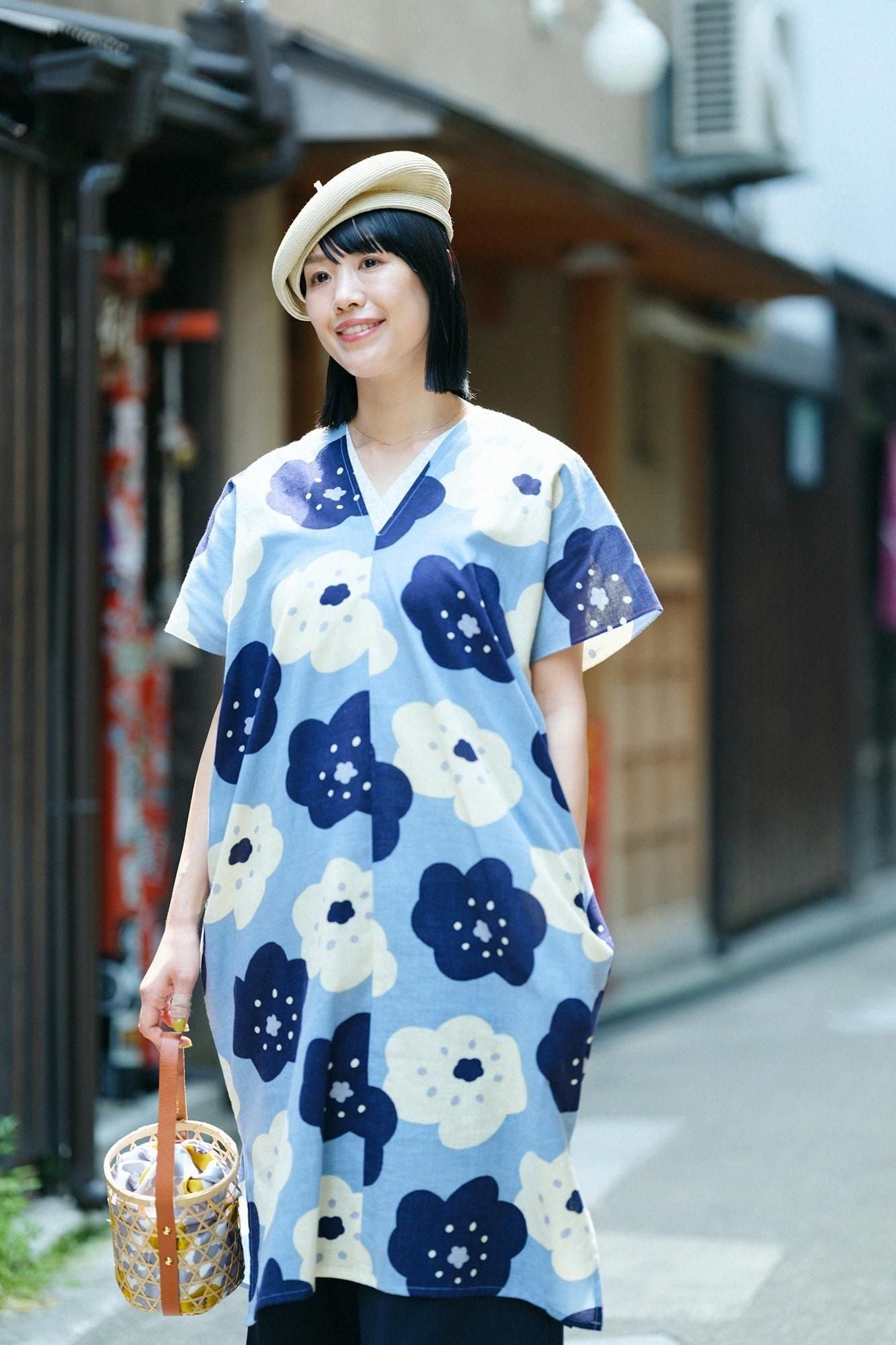 Isemomen Bun Rectangular Dress Split Joint / Smile Light Indigo