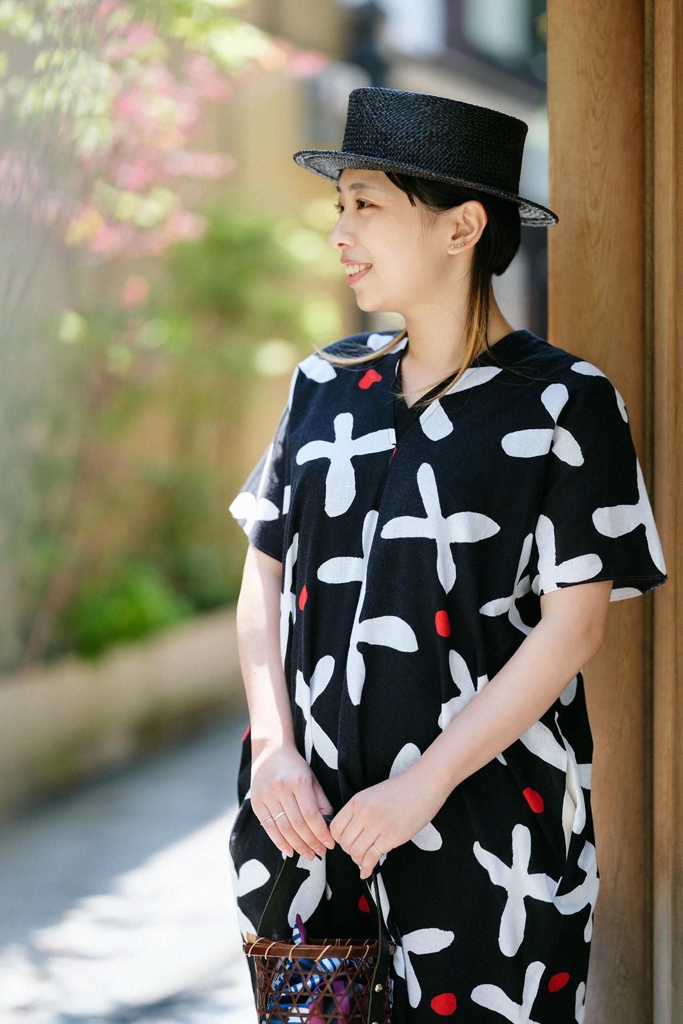 Isemomen Bun Rectangular Dress Split Joint / Suzushiroso Black