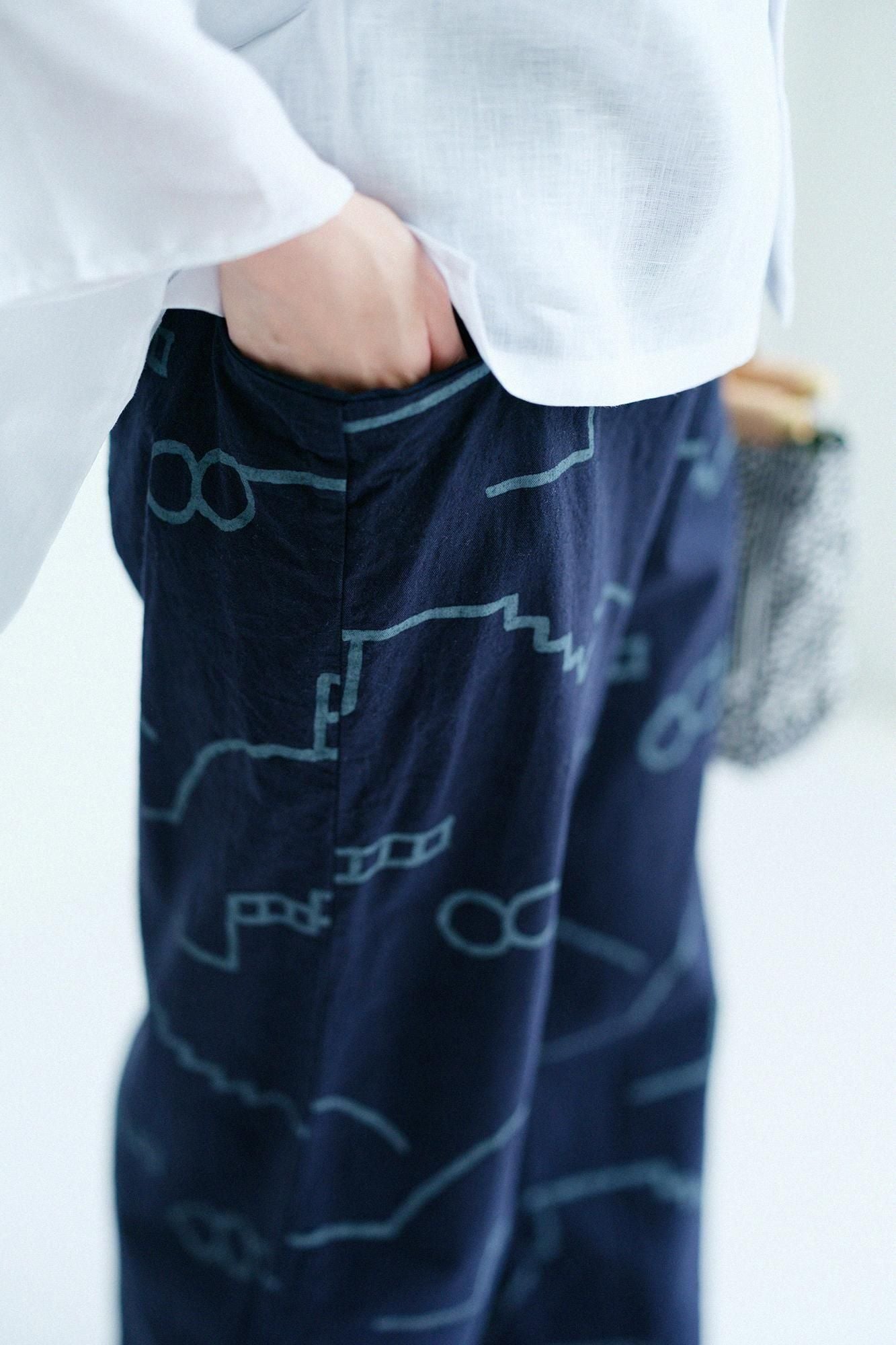 伊勢木棉20/20 麻混紡 和服帶長褲/灰炭色x茶利