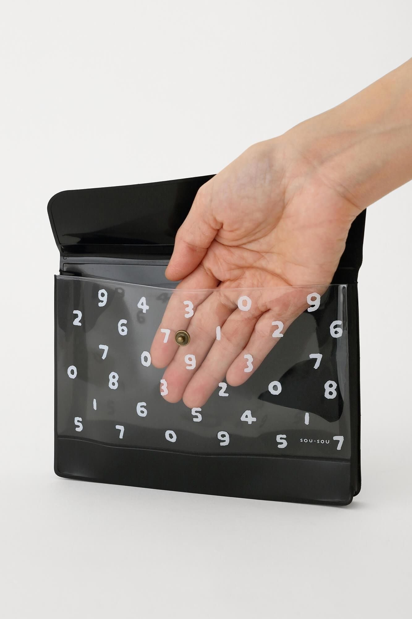 Sou ・ Sou × PHP Research Institute PVC Pouche / So-Su-u noir