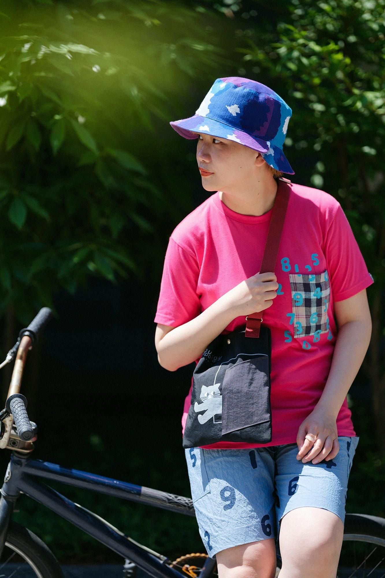 Chizimi Cotton 20/20 Reversible BIKE HAT / Full Bloom