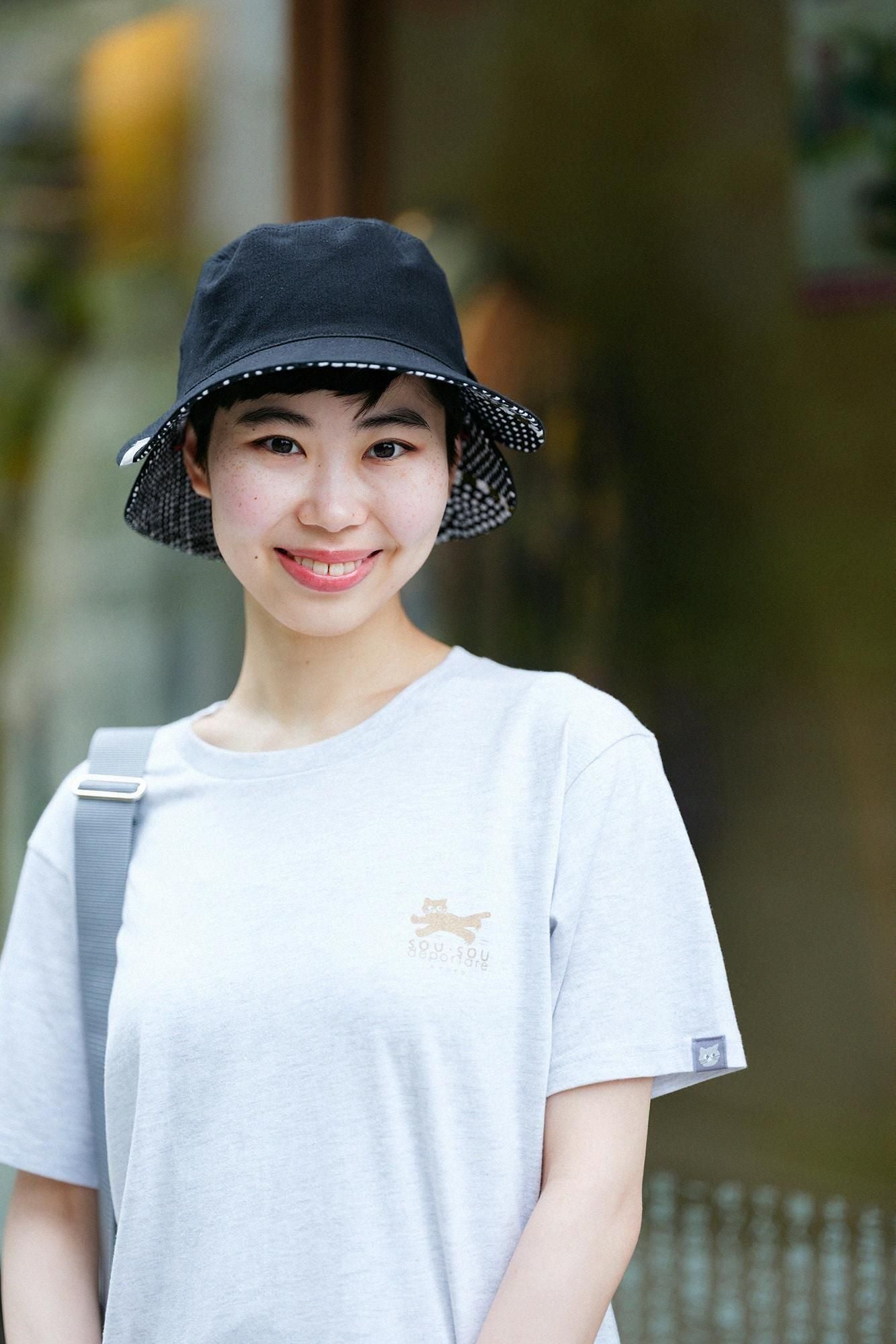 Chizimi Cotton 20/20 Reversible BIKE HAT / Lines and Dots Ink Black