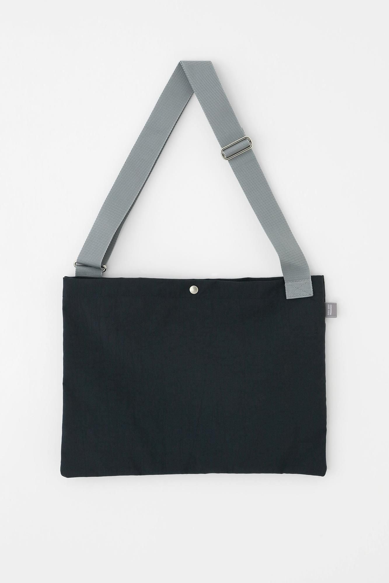 나일론 사코슈/해군