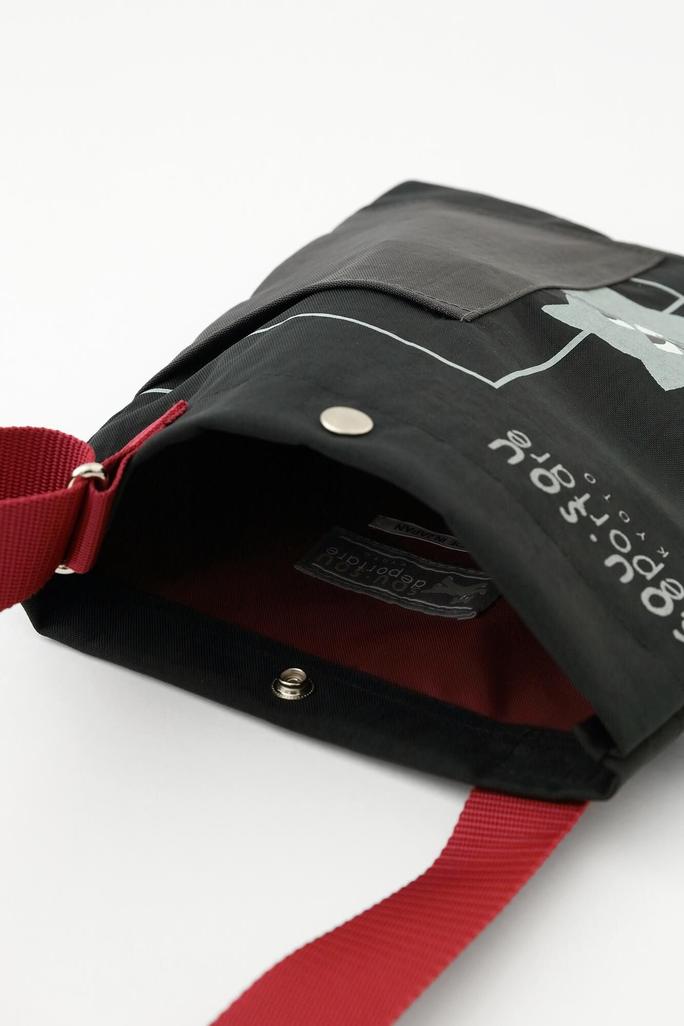 탈출하다 나일론 사코슈 (소)/검은색