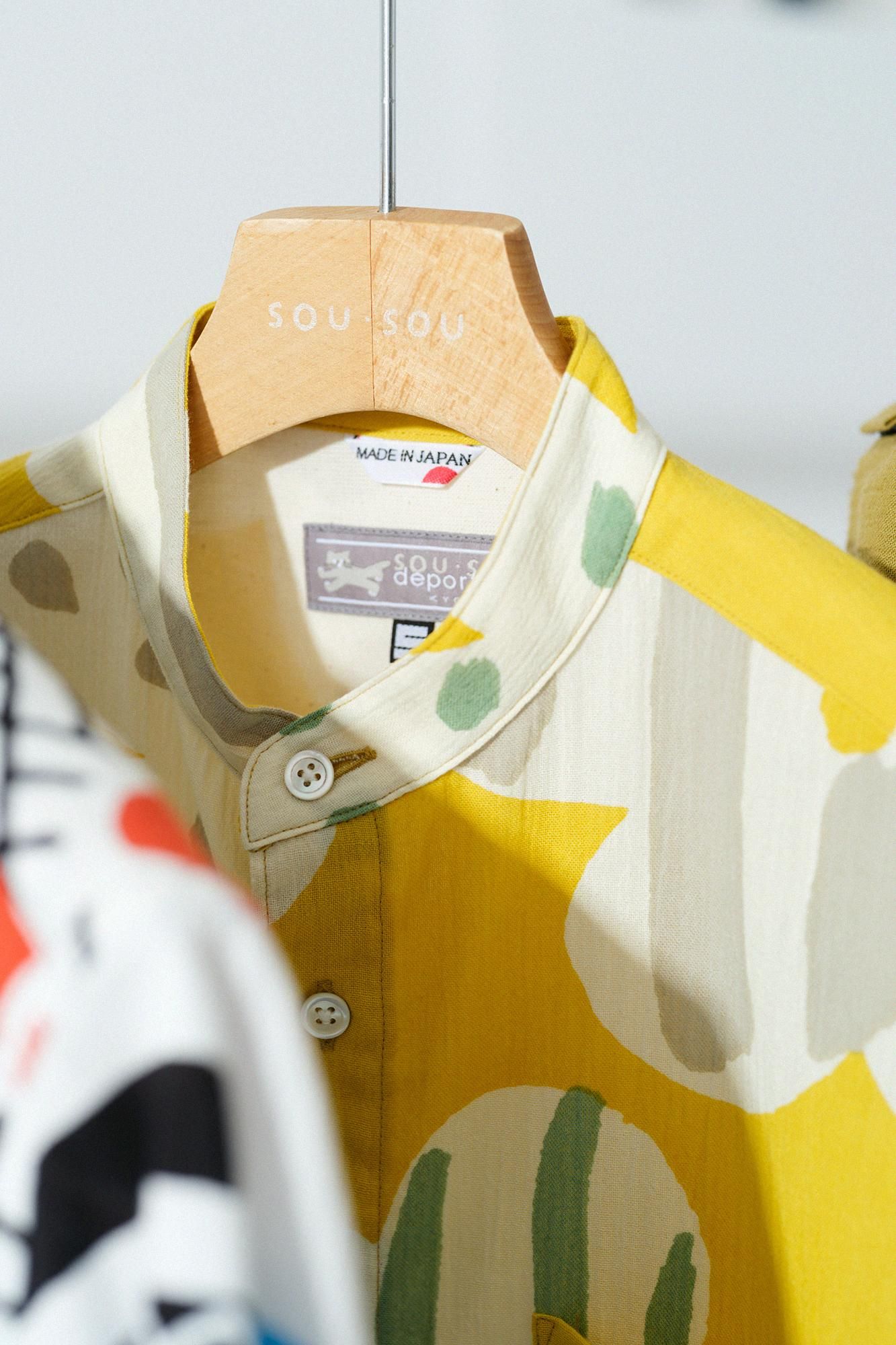 【美品】完売品PONT DE CHALONS イエロー花柄 半袖シャツワンピース 美品】完売品PONT DE CHALONS イエロー花柄 半袖シャツワンピース