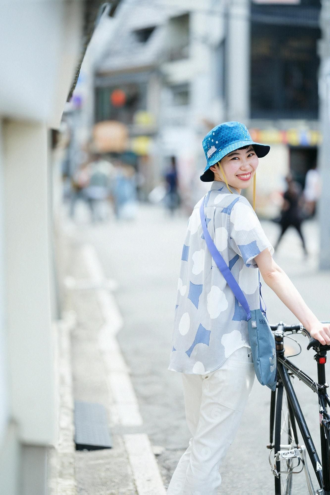 [nur Netto] Takashima Chijimi 20/20 Kurzarmshirt/Karen