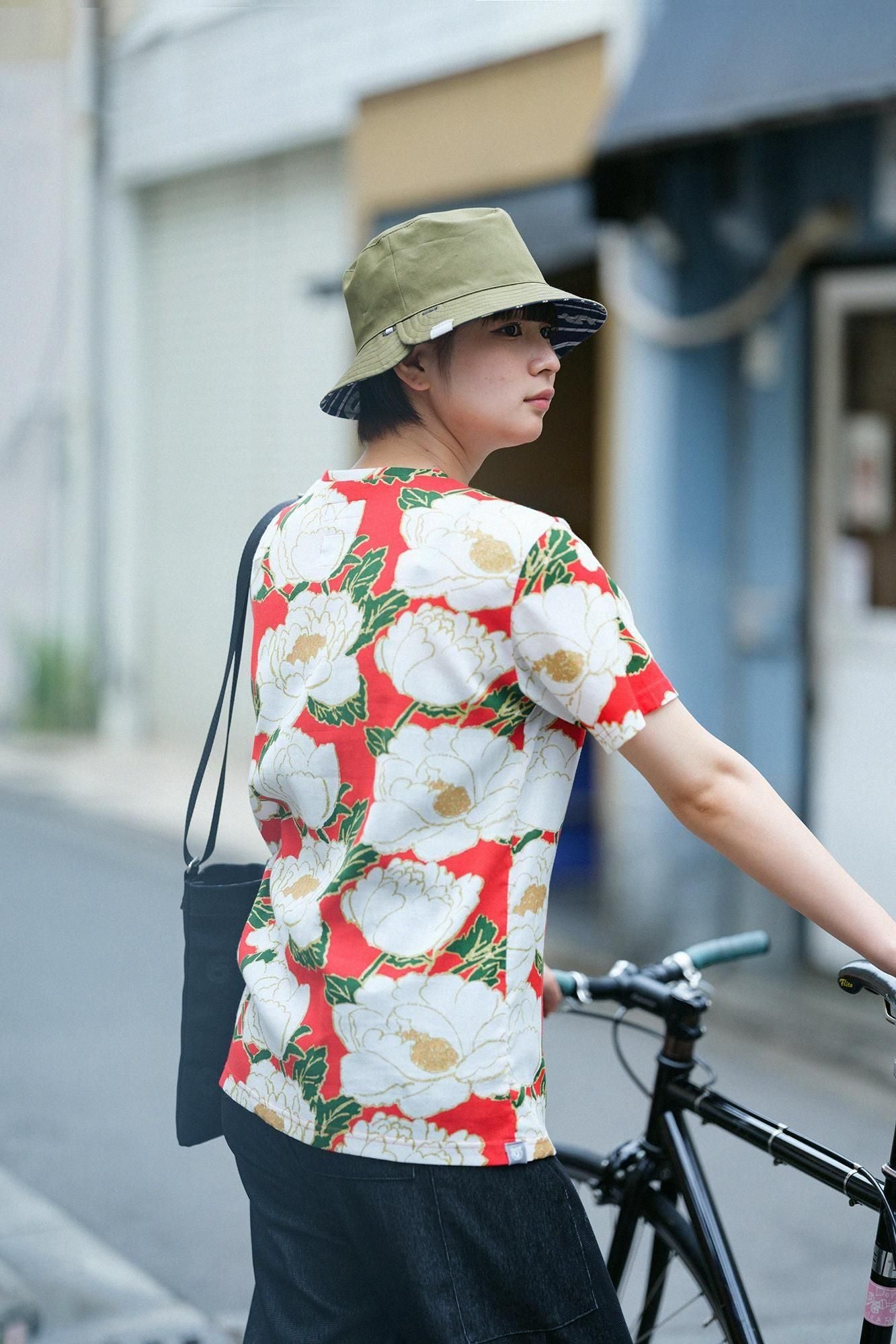 高島縮 40/40 半袖Tシャツ／牡丹華（ぼたんはなさく）