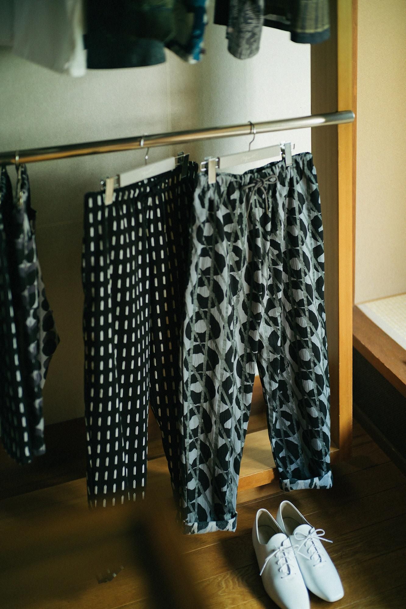 高島縮棉 20/20休閒窄管長褲／狂風暴雨