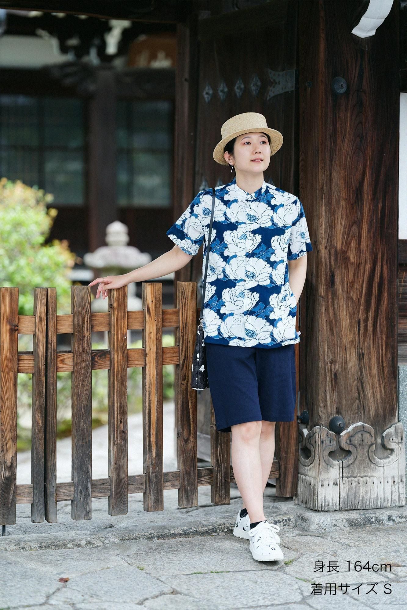 高島縮棉 20/20藍捺染立領短袖襯衫SP／牡丹華