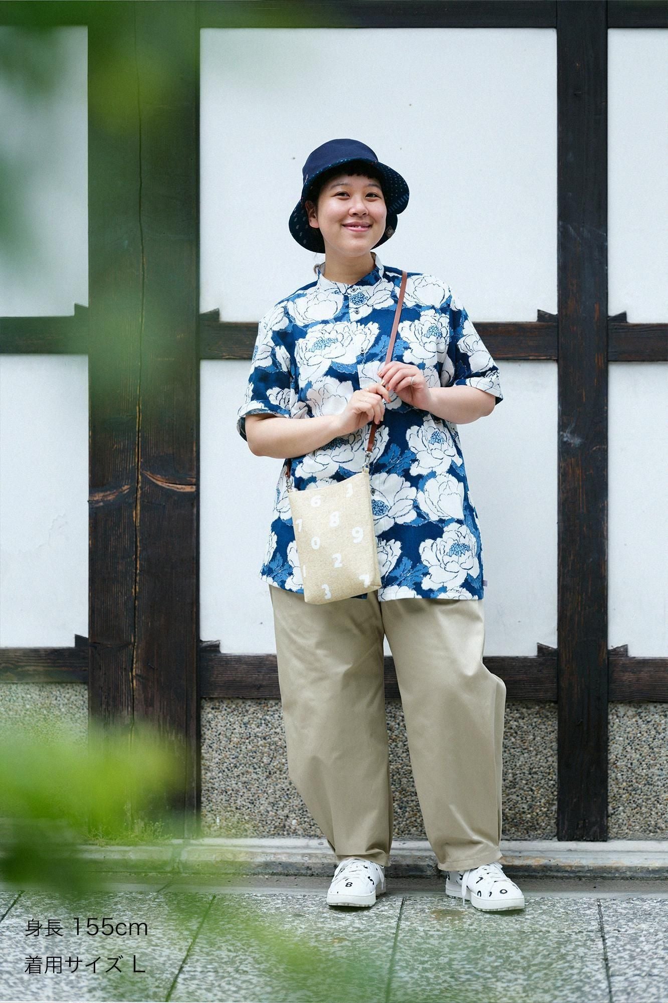 高島縮棉 20/20藍捺染立領短袖襯衫SP／牡丹華