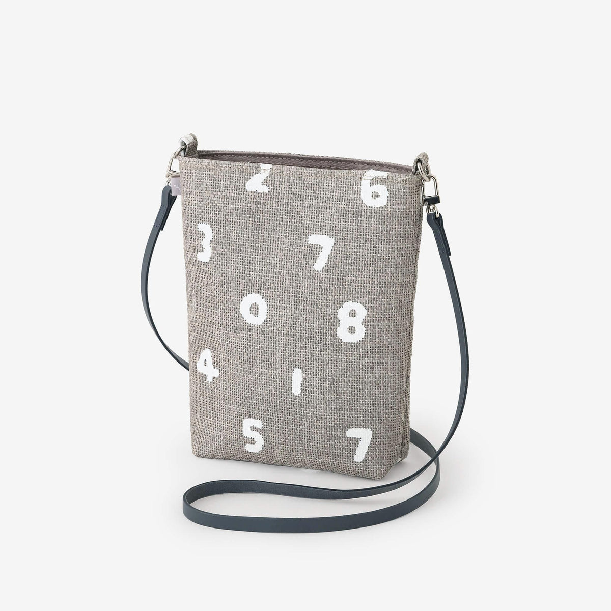 巴拿馬 Y. Pouch/SO-SU-U十數 米灰色