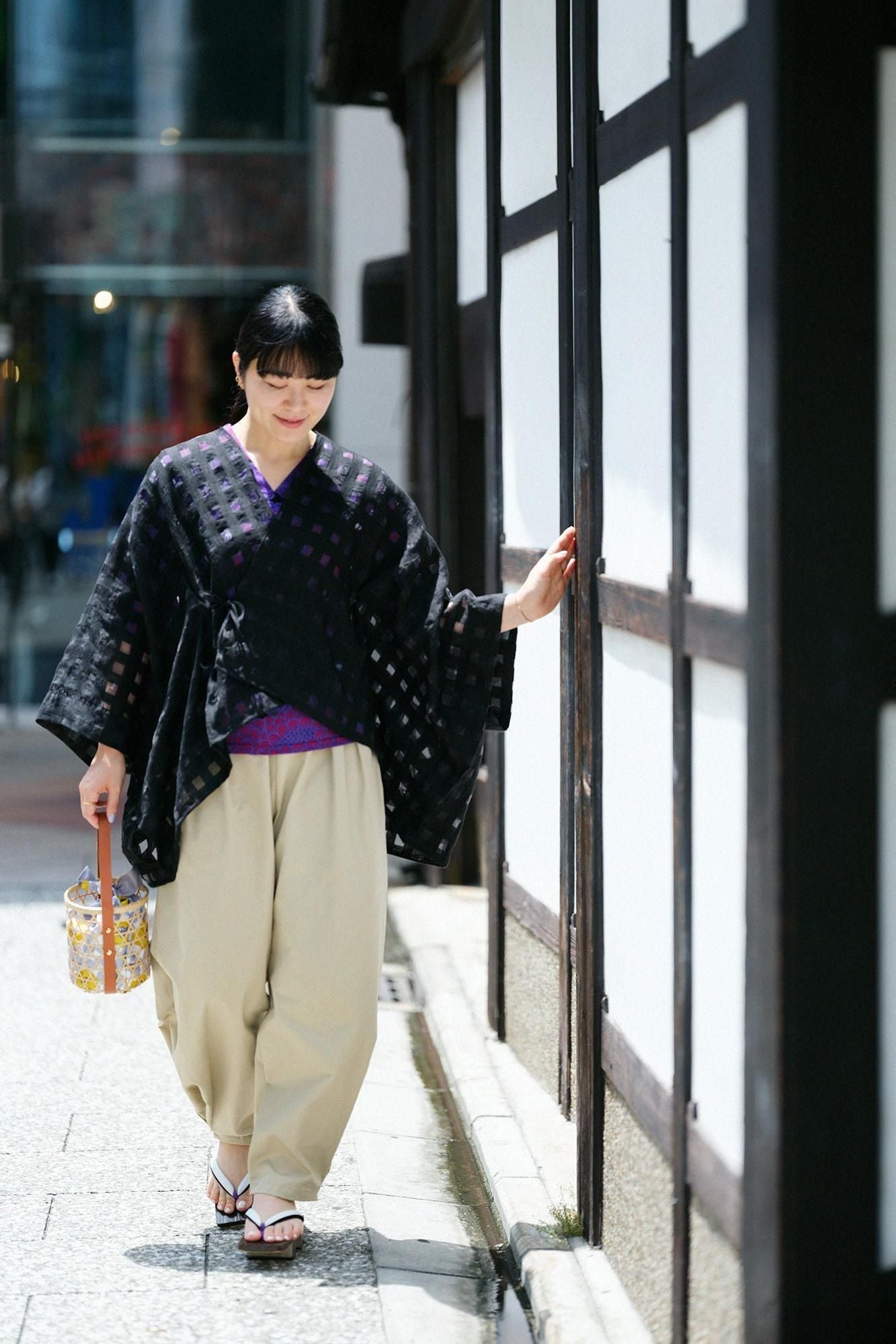 Chizimi Cotton 40/40 V-neck Shirt Elbow Length Sleeve / Kenran Purple 